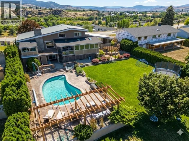6521 BELLEVUE DRIVE, Oliver 3