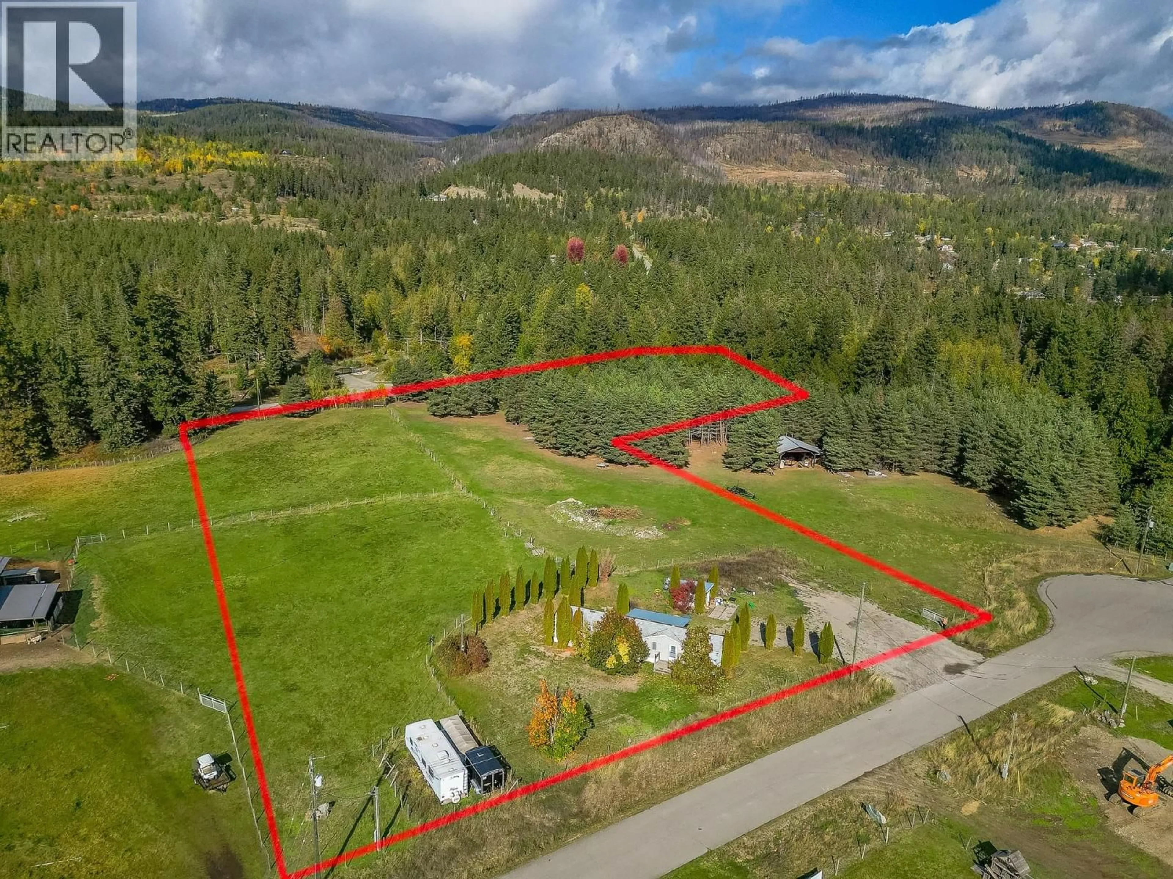 A pic from outside/outdoor area/front of a property/back of a property/a pic from drone, forest/trees view for 2841 SIMPSON ROAD, Lee Creek British Columbia V0E1M4
