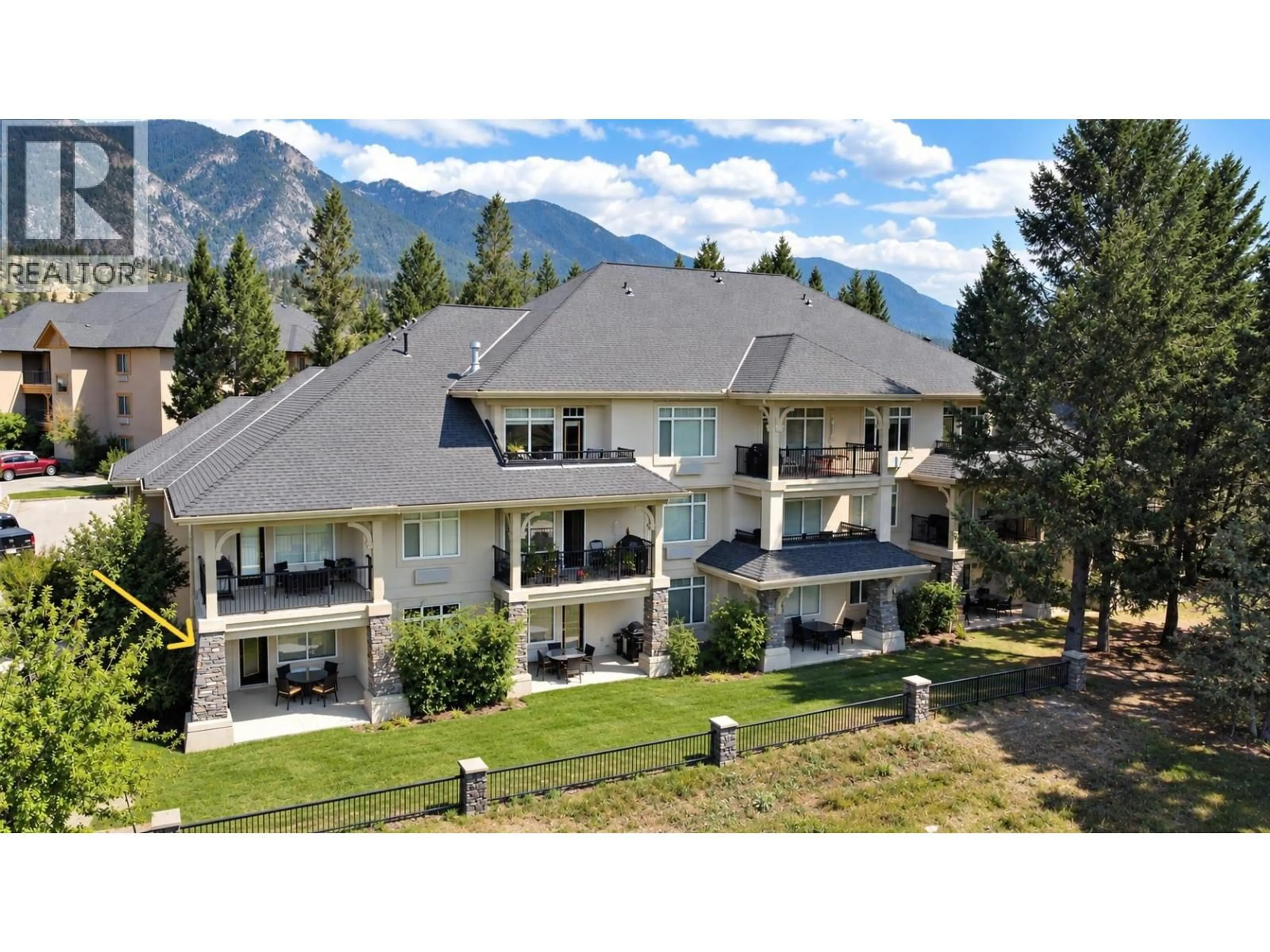 A pic from outside/outdoor area/front of a property/back of a property/a pic from drone, mountain view for 105 B - 100 BIGHORN BOULEVARD, Radium Hot Springs British Columbia V0A1M0