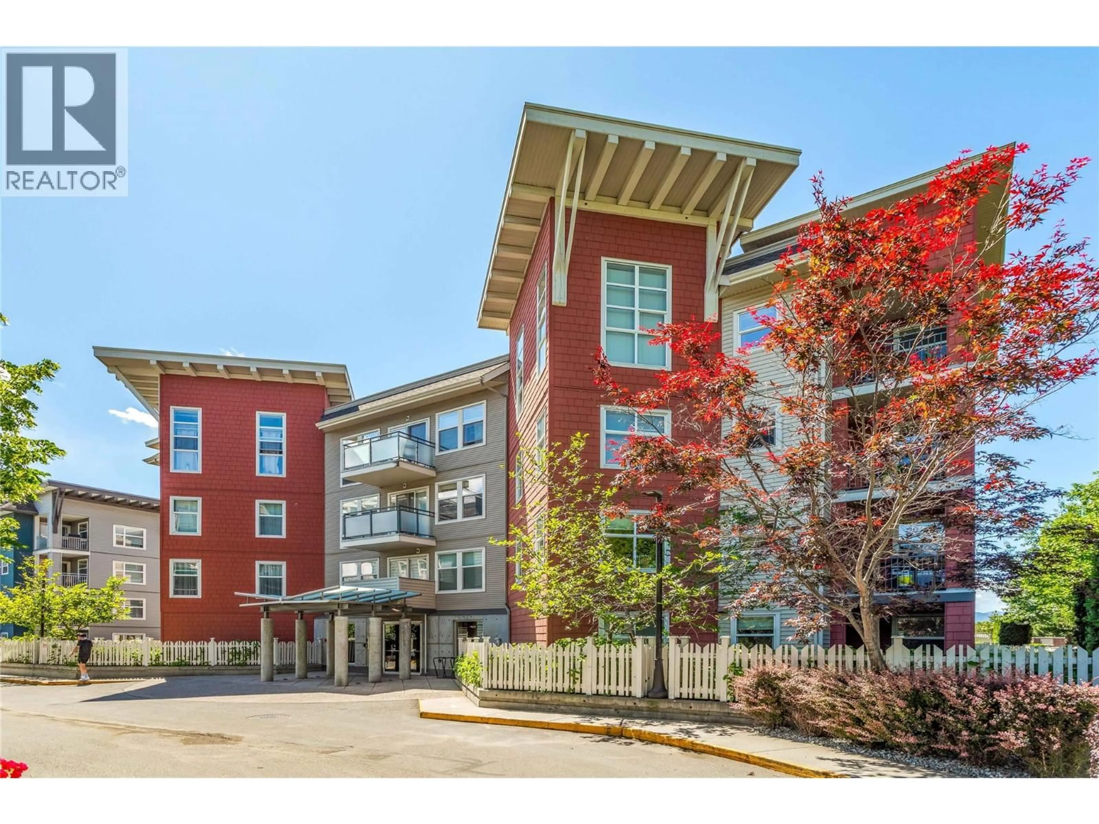 Unknown for 200 - 555 YATES ROAD, Kelowna British Columbia V1V2V2