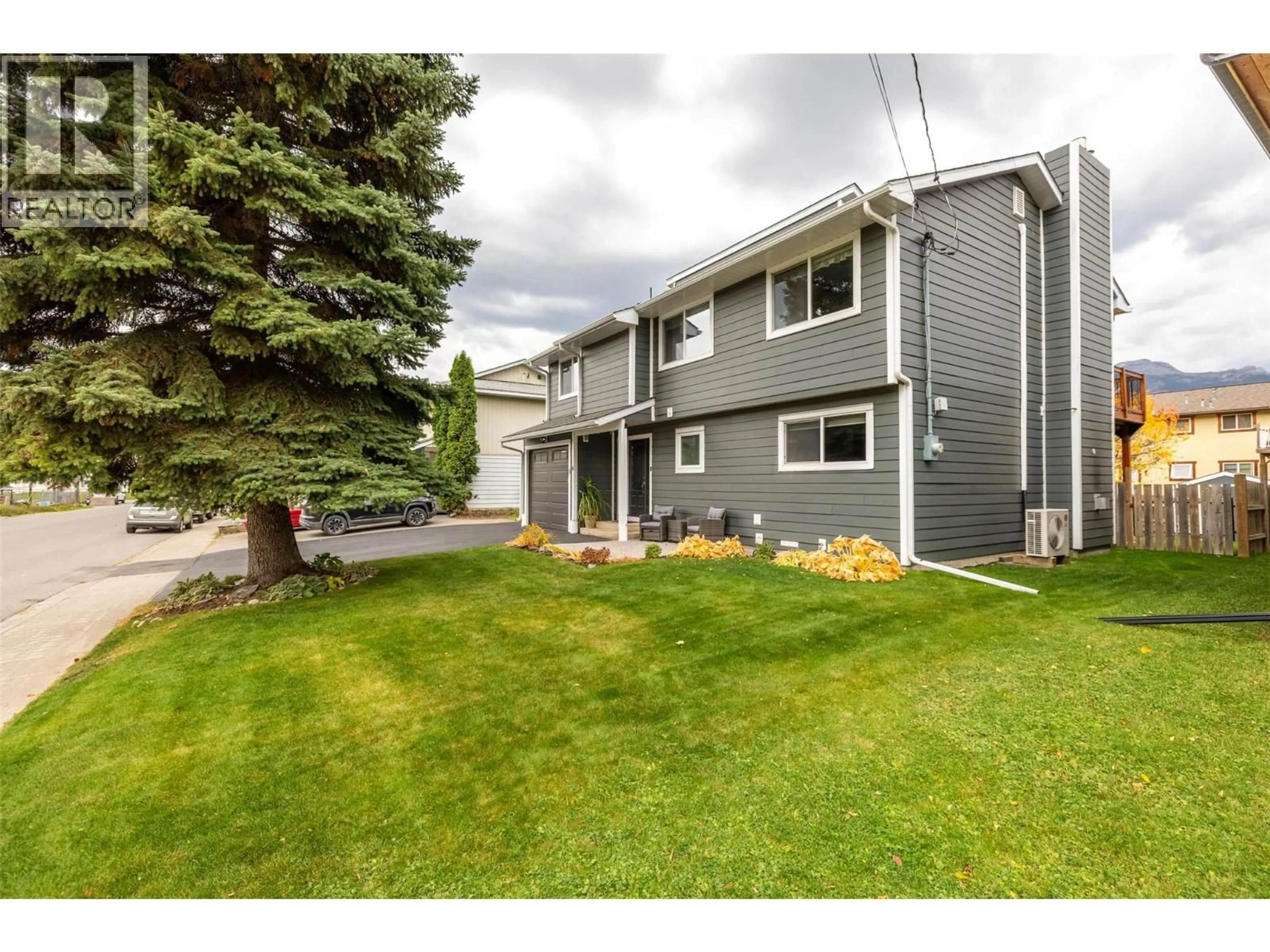 Home with vinyl exterior material, street for 36 MT KLAUER STREET, Fernie British Columbia V0B1M3