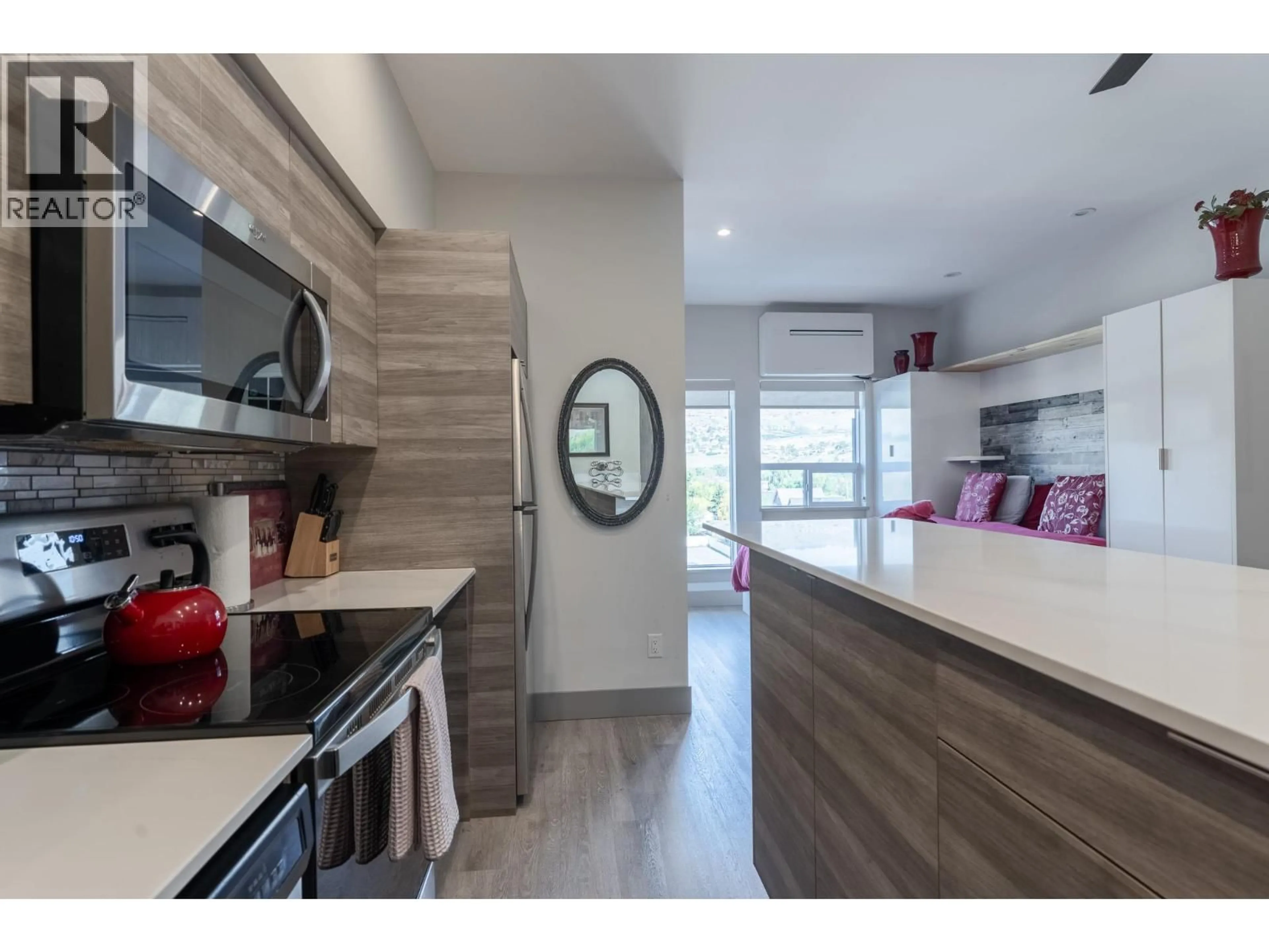 Open concept kitchen, unknown for 514 - 2555 LAKESHORE ROAD, Vernon British Columbia V1H0A4