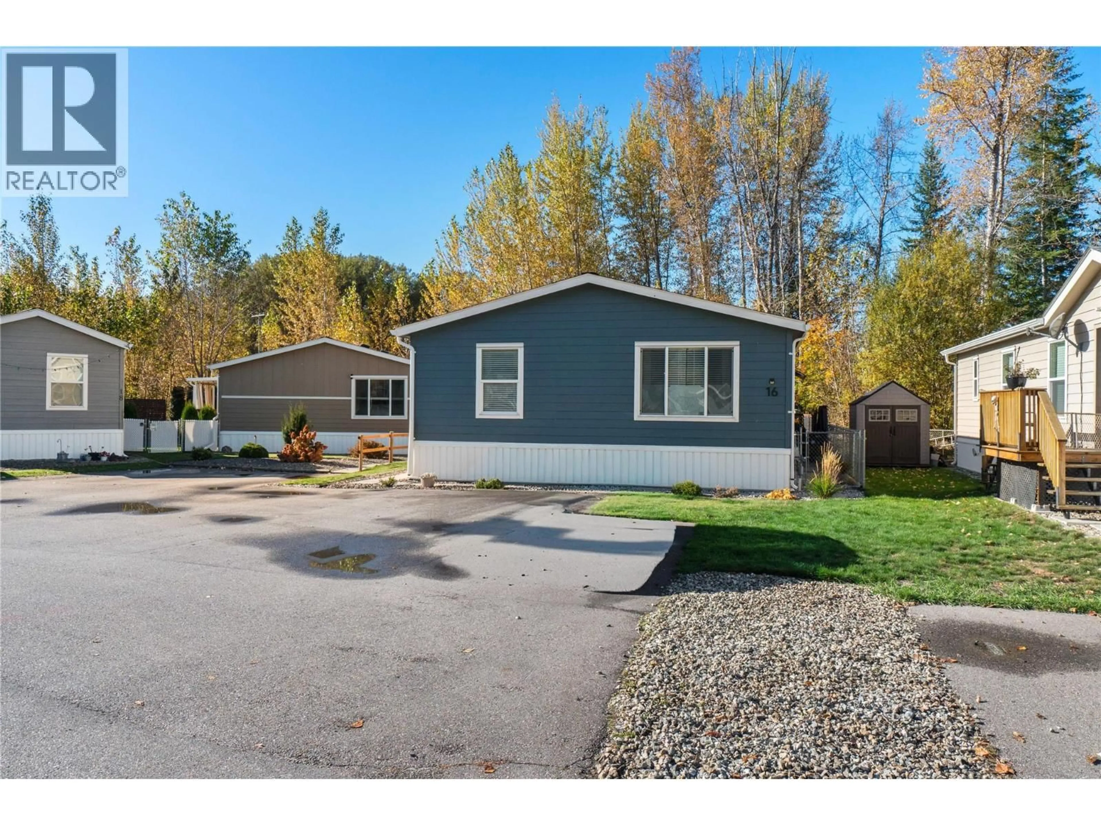 Home with vinyl exterior material, street for 16 - 4811 10A AVENUE, Salmon Arm British Columbia V1E1C5