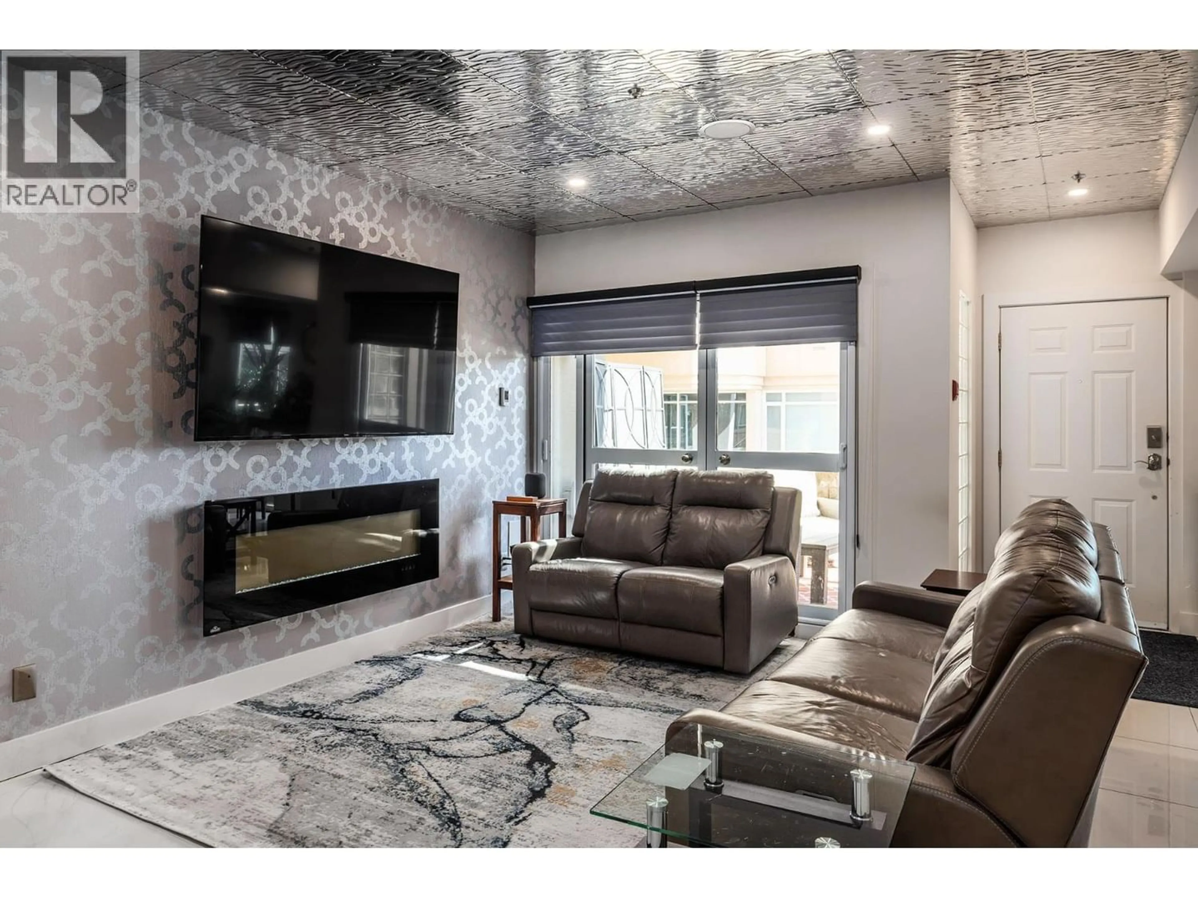 Unknown for 113 - 1156 SUNSET DRIVE, Kelowna British Columbia V1Y9R7