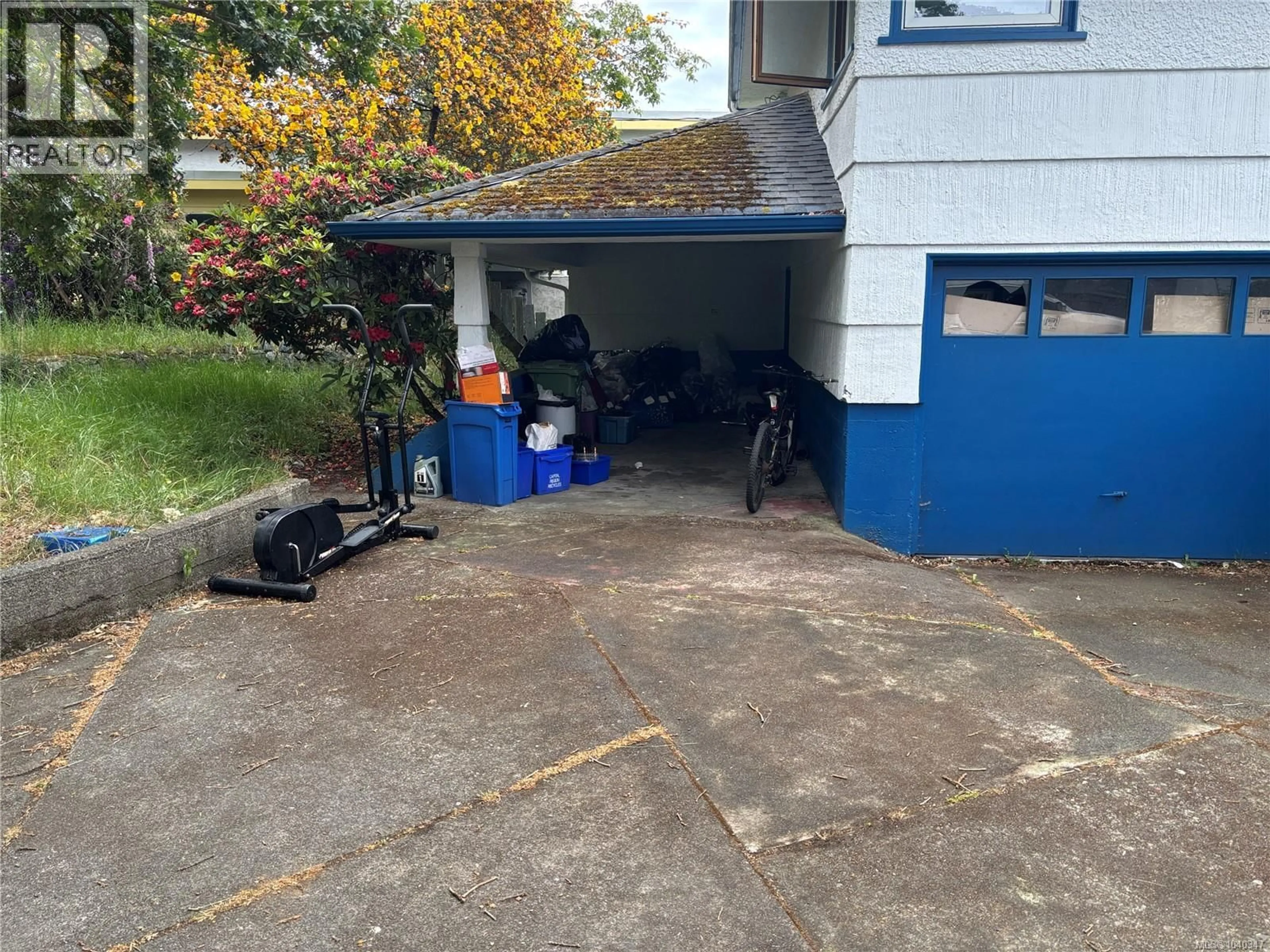 Indoor garage for 342 FOUL BAY ROAD, Victoria British Columbia V8S4G7