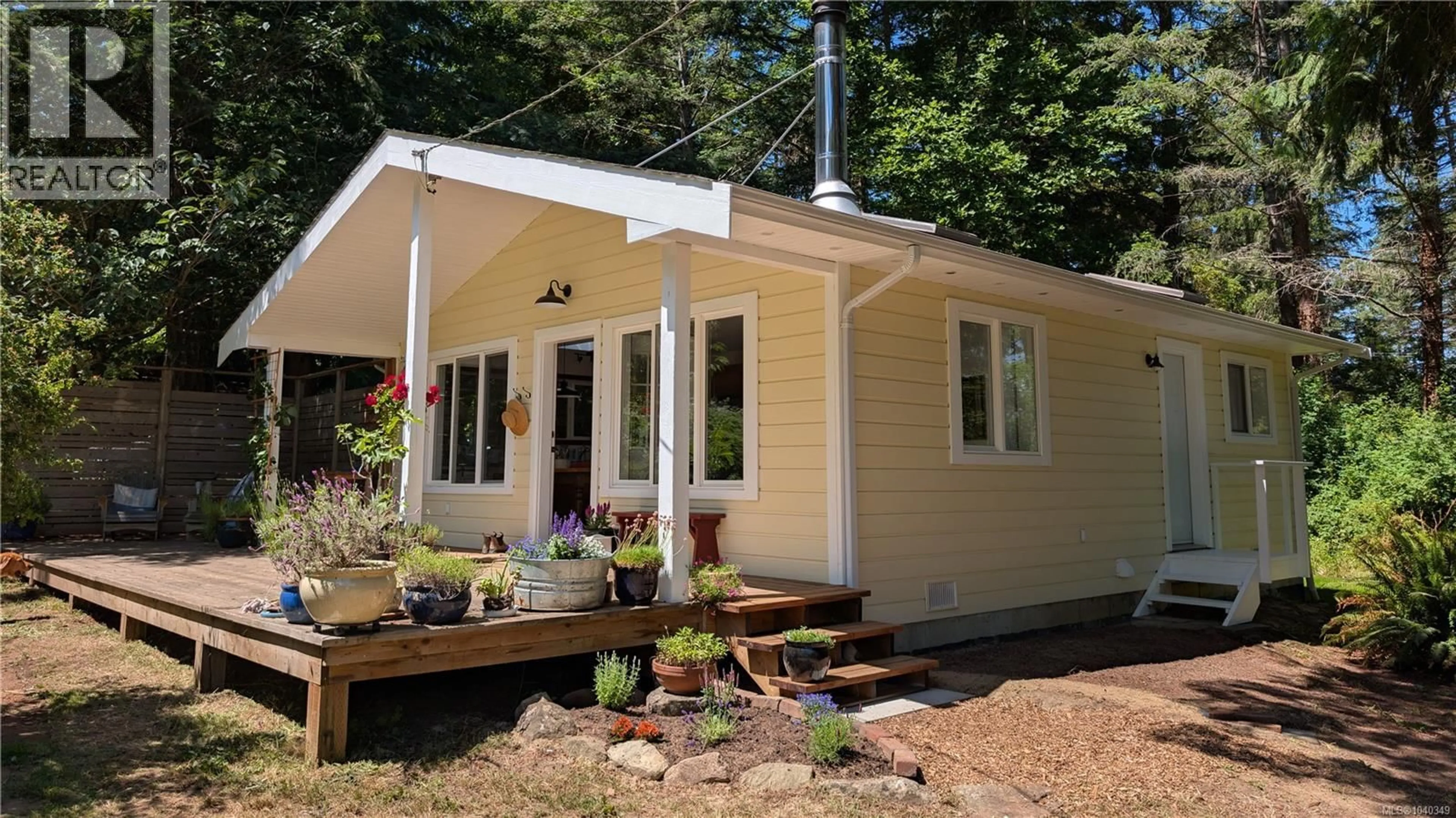 Home with vinyl exterior material, unknown for 3185 SILVA BAY ROAD, Gabriola Island British Columbia V0R1X7