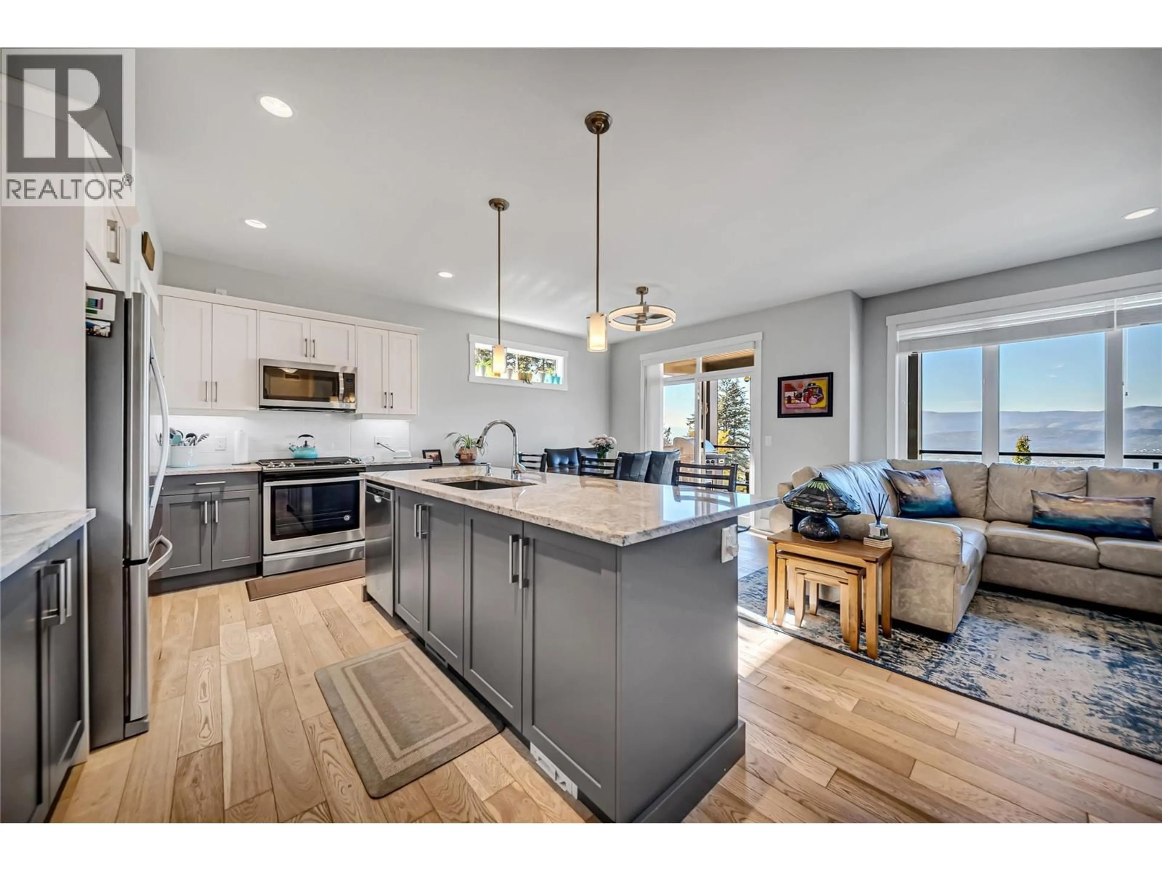 Open concept kitchen, unknown for 2345 SPRING LANE, Kelowna British Columbia V1P1T8