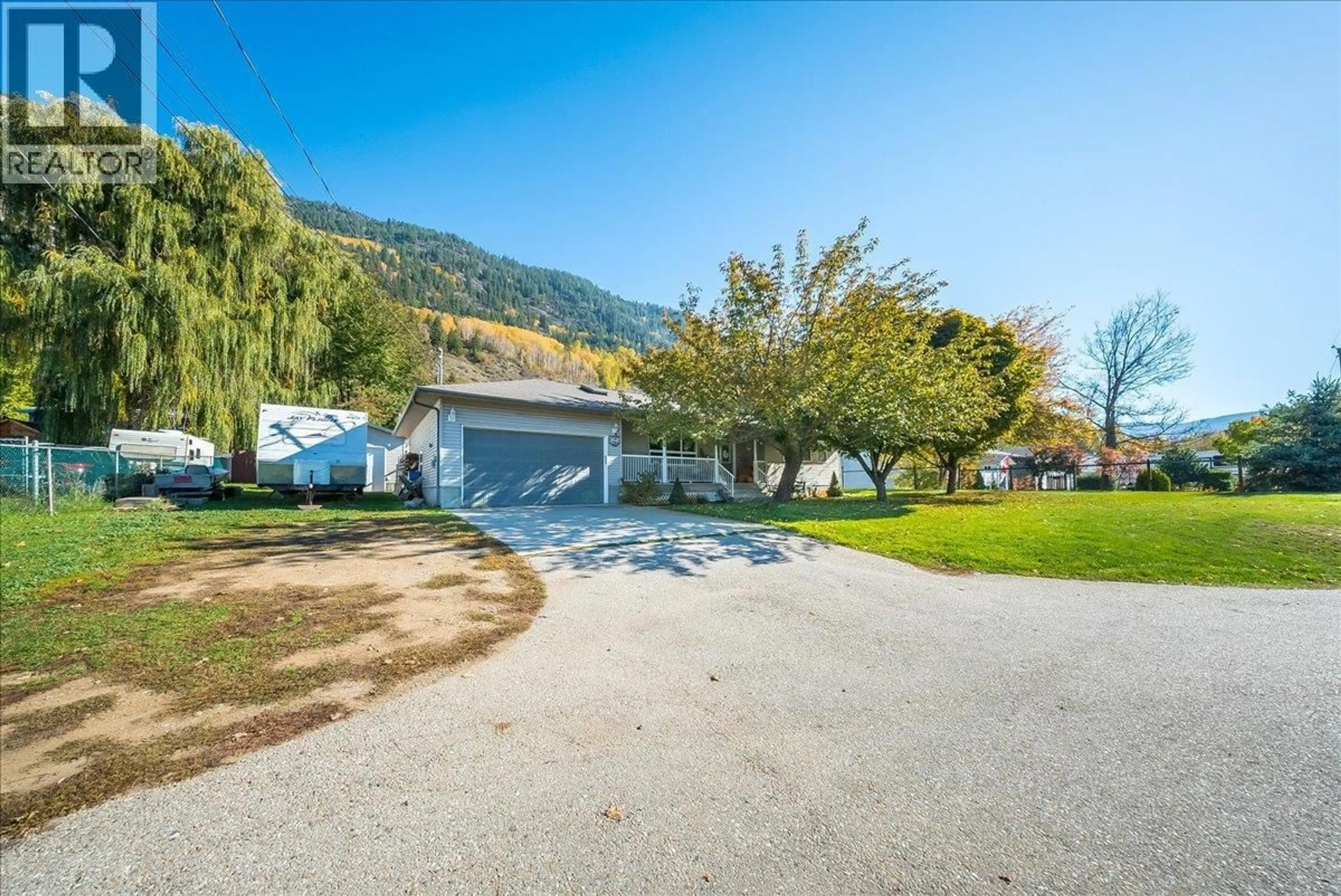 A pic from outside/outdoor area/front of a property/back of a property/a pic from drone, mountain view for 2045 RASPBERRY ROAD, Castlegar British Columbia V1N4T6