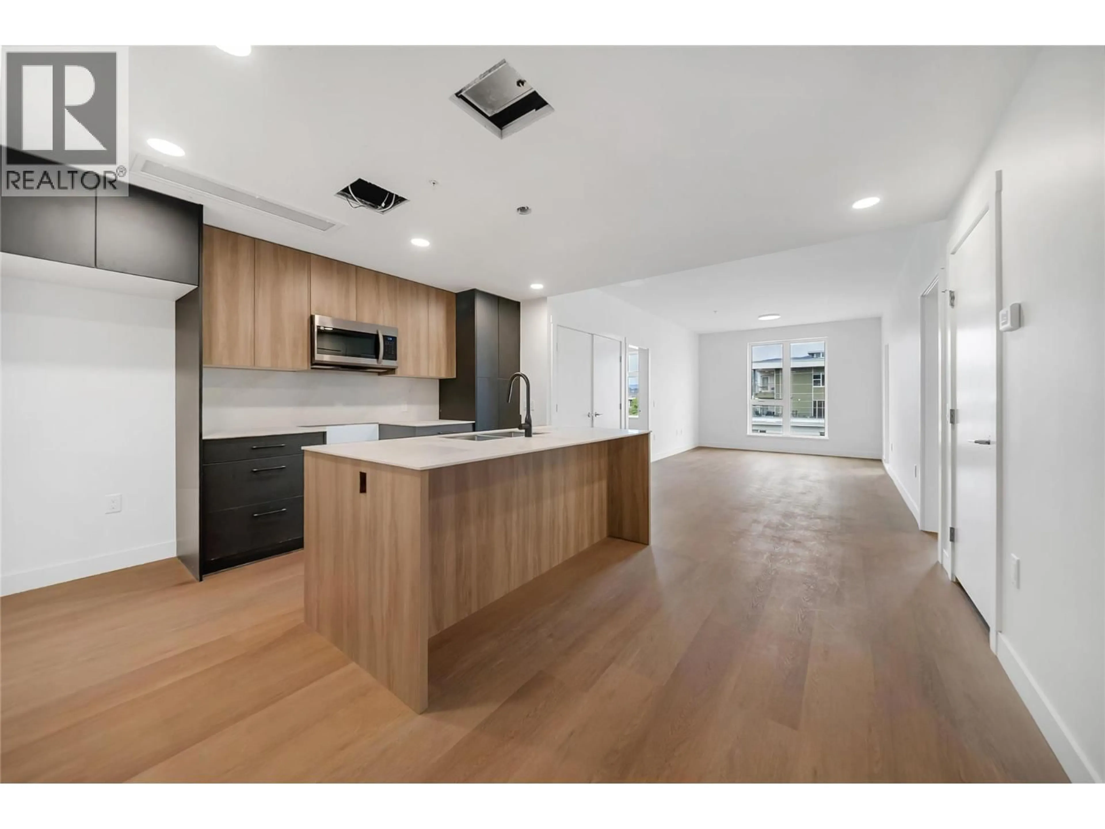 Open concept kitchen, unknown for 512 - 647 CLEMENT AVENUE, Kelowna British Columbia V1Y7C7