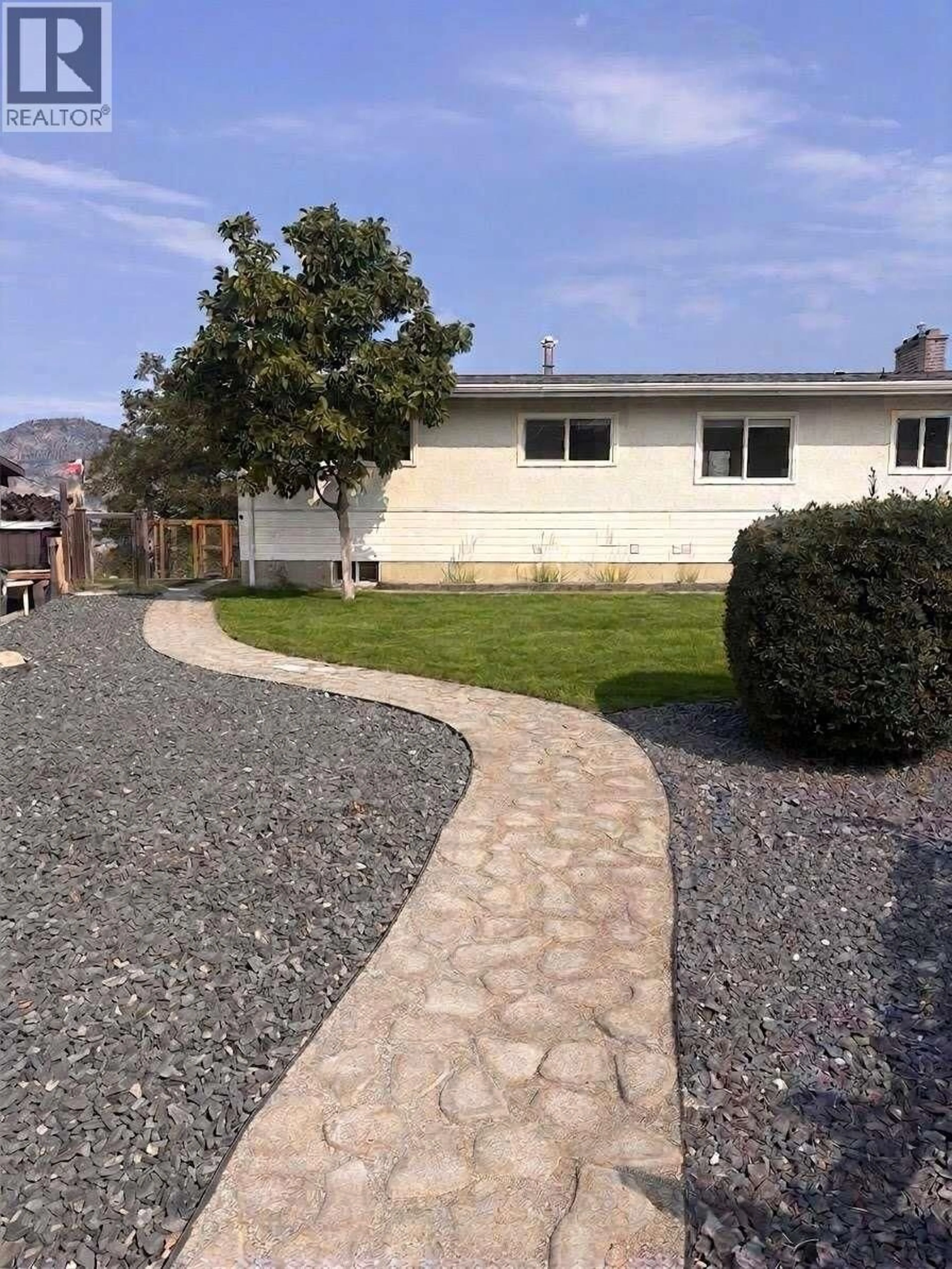 Unknown for 725 ROSS AVENUE, Penticton British Columbia V2A3A5