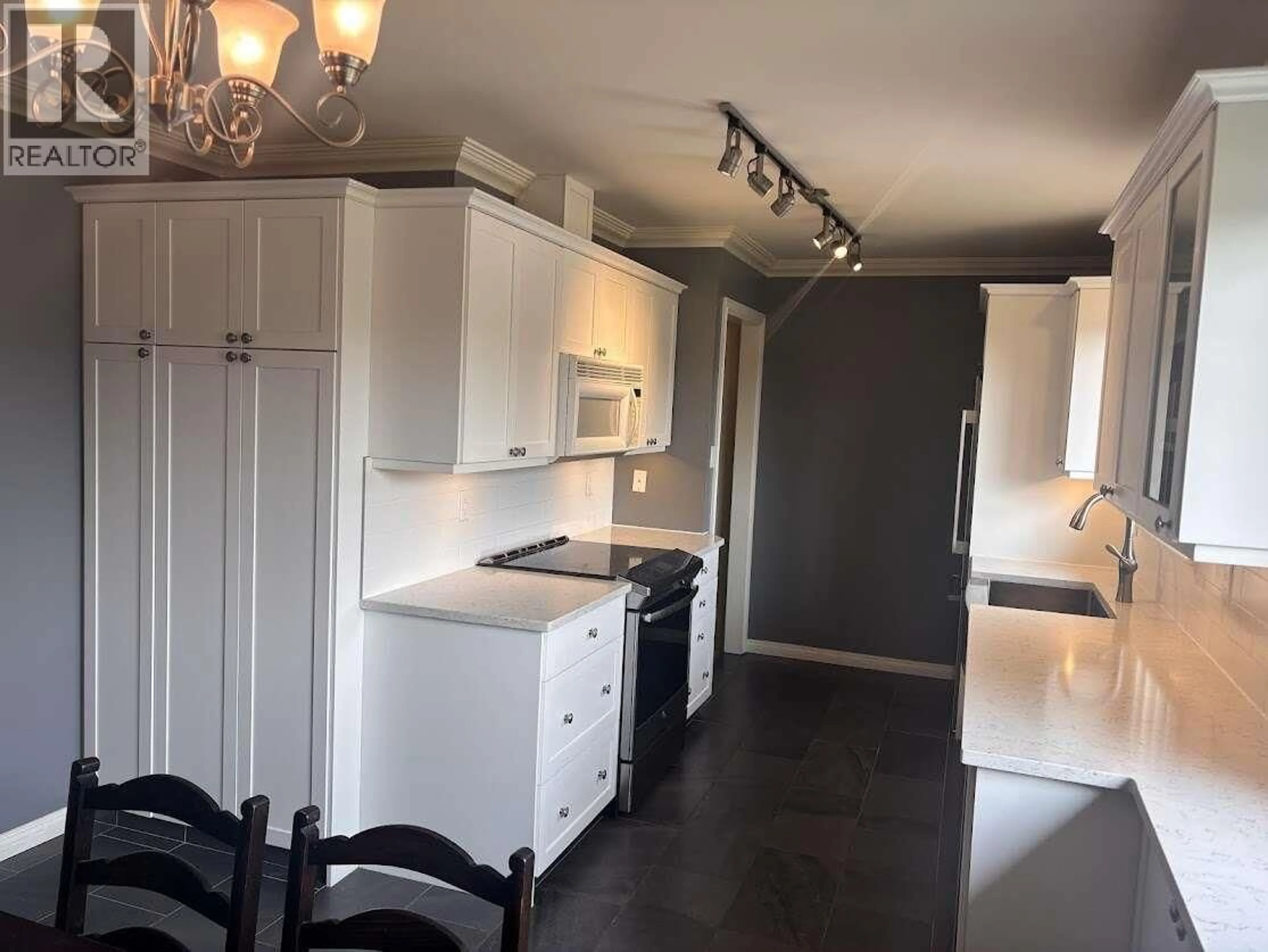 Unknown for 725 ROSS AVENUE, Penticton British Columbia V2A3A5
