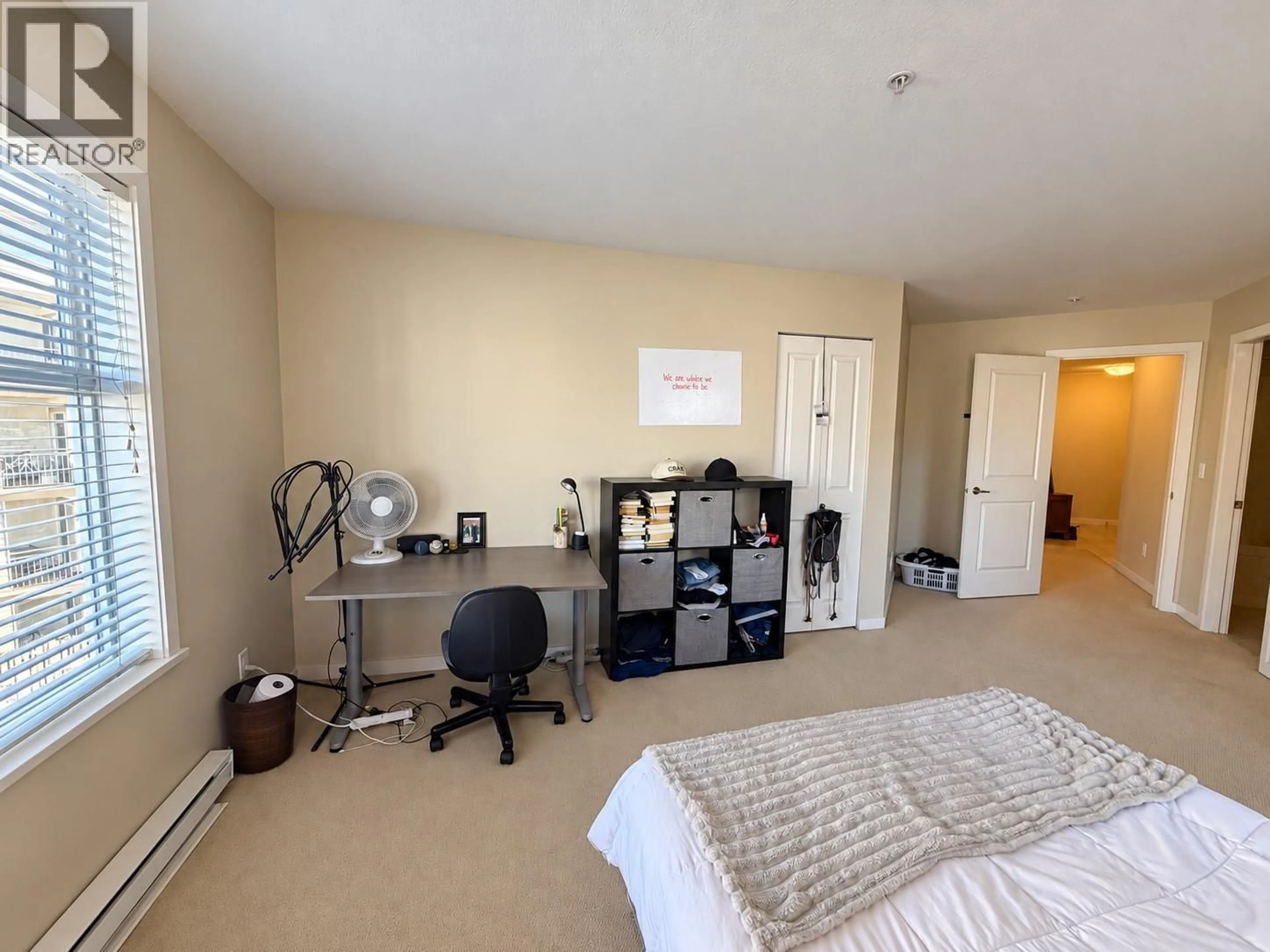 A pic of a room for 301 - 563 YATES ROAD, Kelowna British Columbia V1V2V3