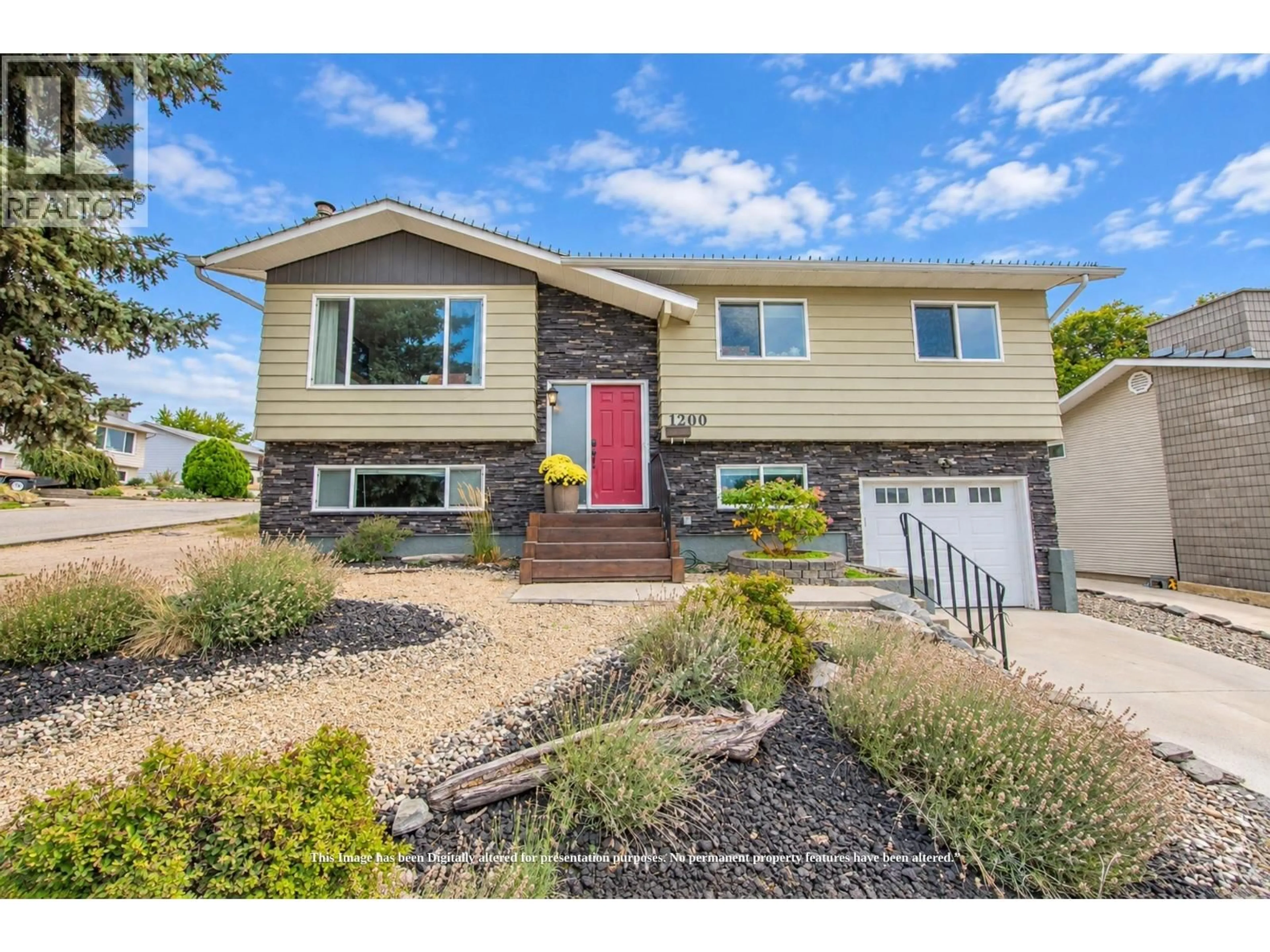 Home with vinyl exterior material, street for 1200 28TH AVENUE, Vernon British Columbia V1T1T6