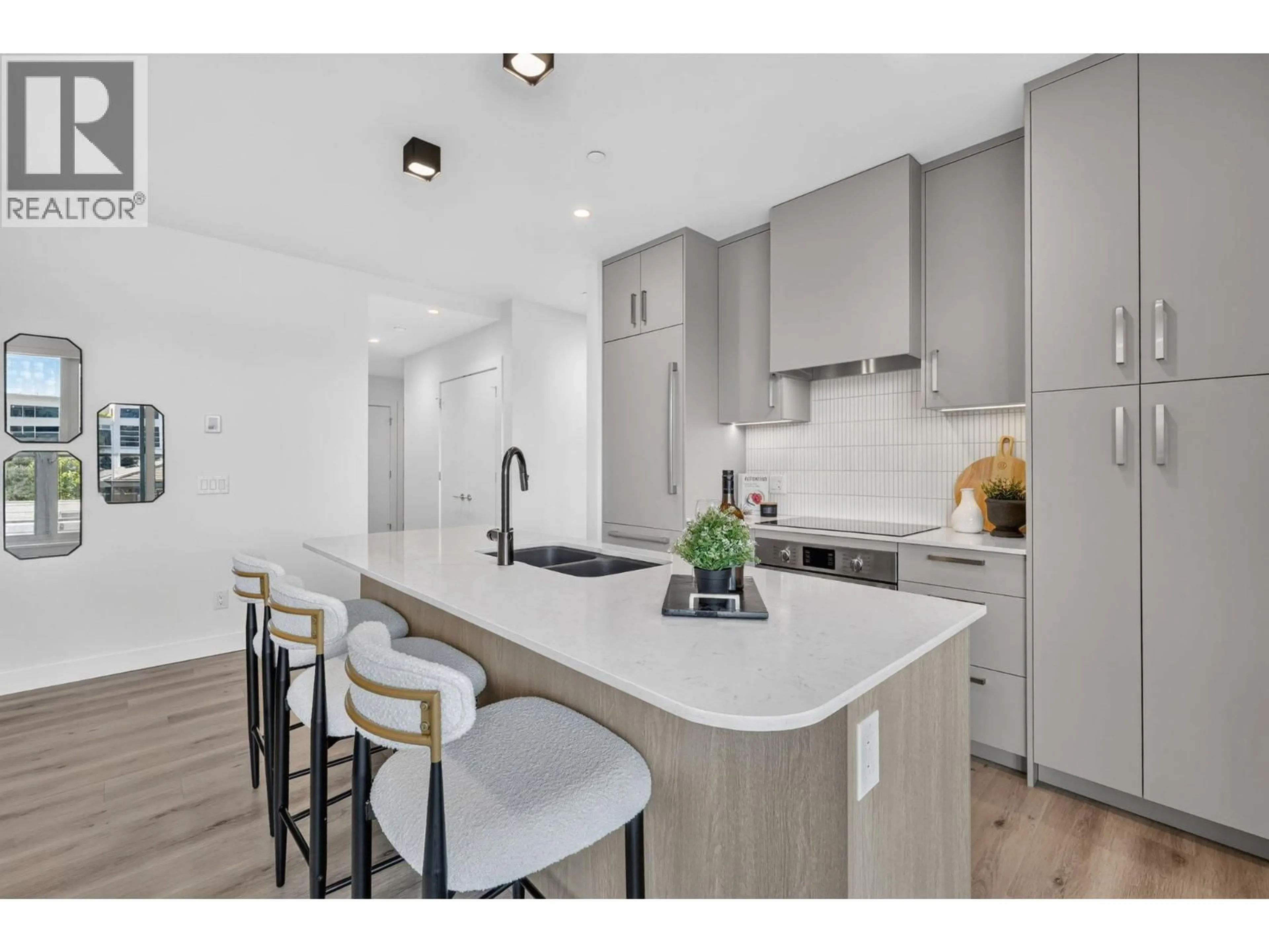 Open concept kitchen, unknown for 401 - 3300 LAKESHORE ROAD, Kelowna British Columbia V1W0J9