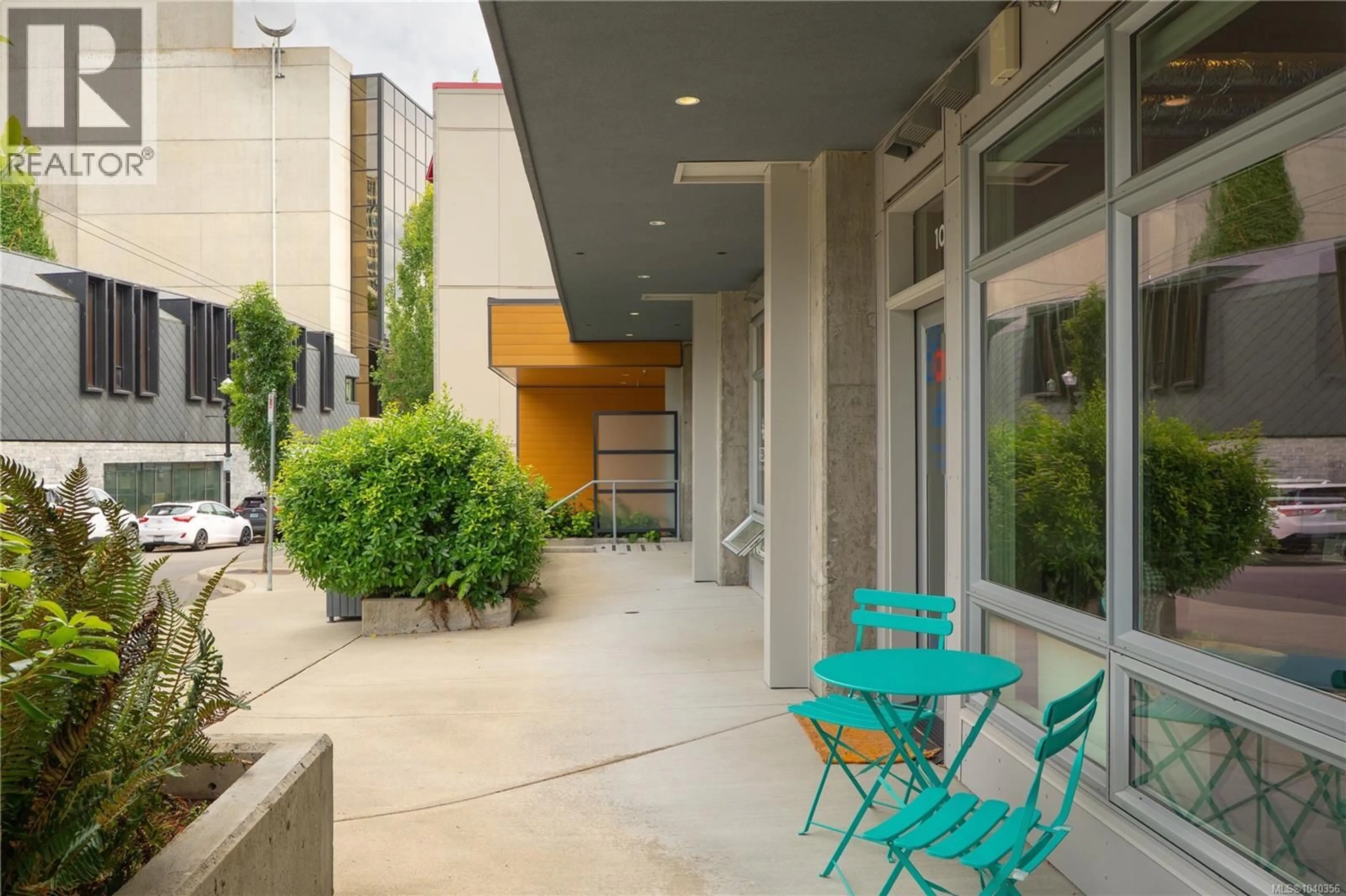 Patio, street for 103 - 91 CHAPEL STREET, Nanaimo British Columbia V9R5H3