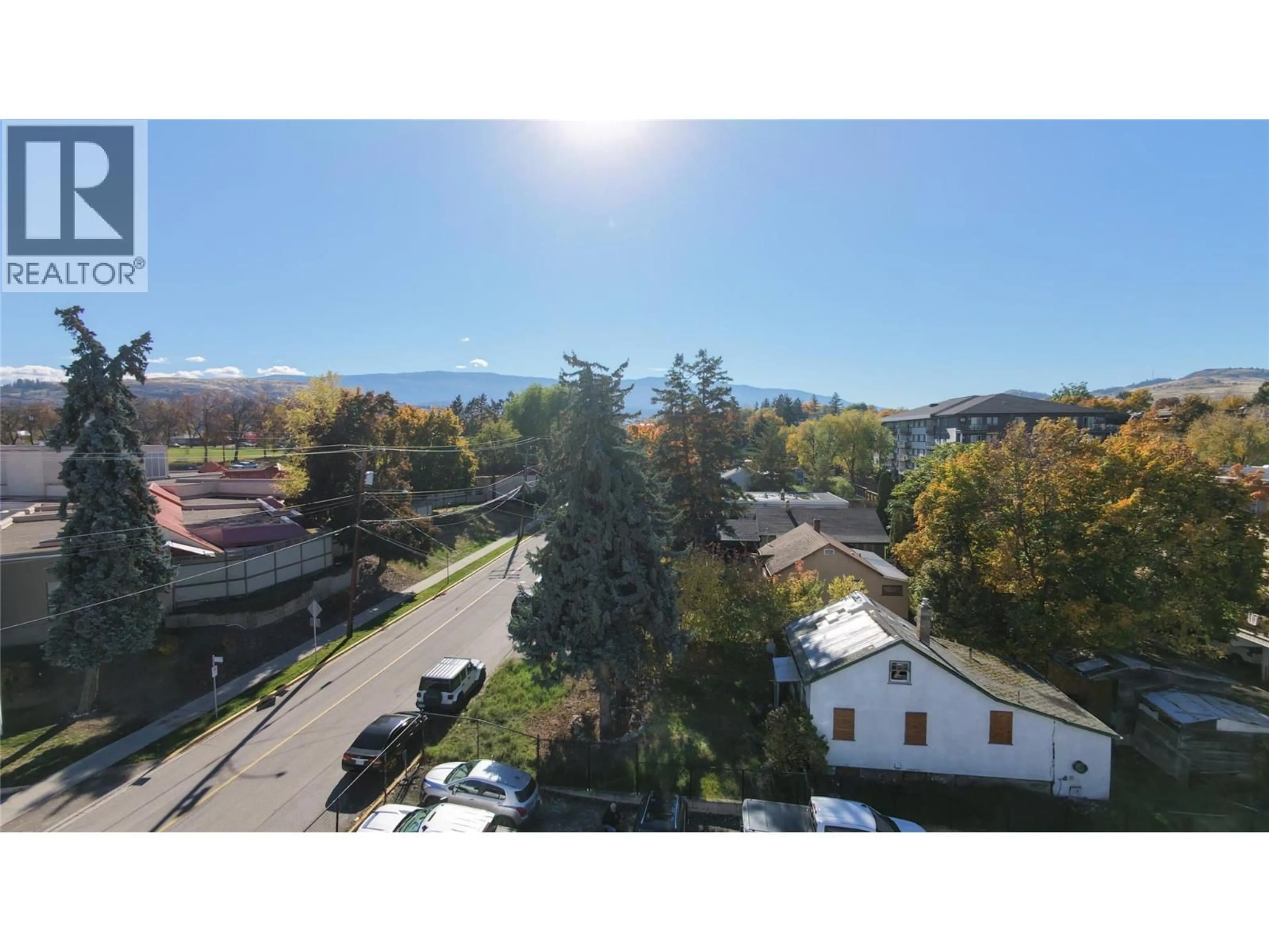 A pic from outside/outdoor area/front of a property/back of a property/a pic from drone, mountain view for 31 STREET, Vernon British Columbia V1T5G9