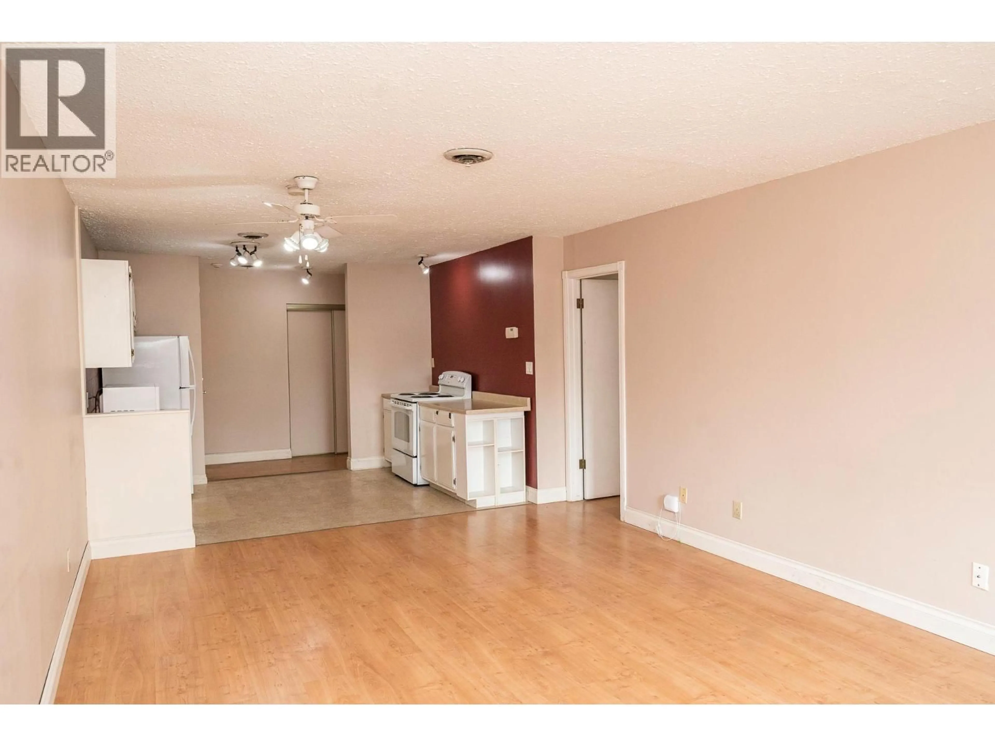 A pic of a room for 220 - 1665 UFTON COURT, Kelowna British Columbia V1Y8G7