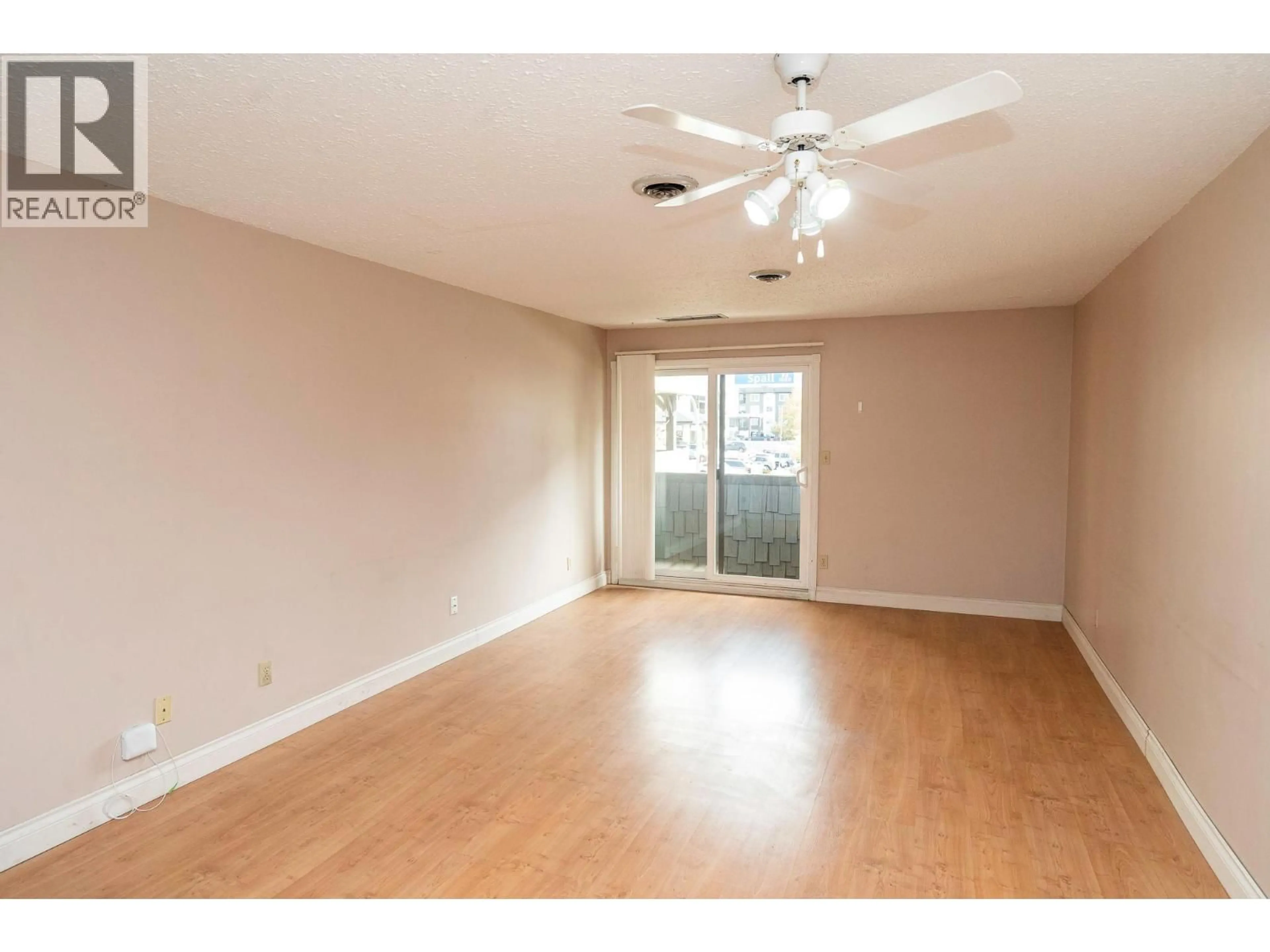 A pic of a room for 220 - 1665 UFTON COURT, Kelowna British Columbia V1Y8G7