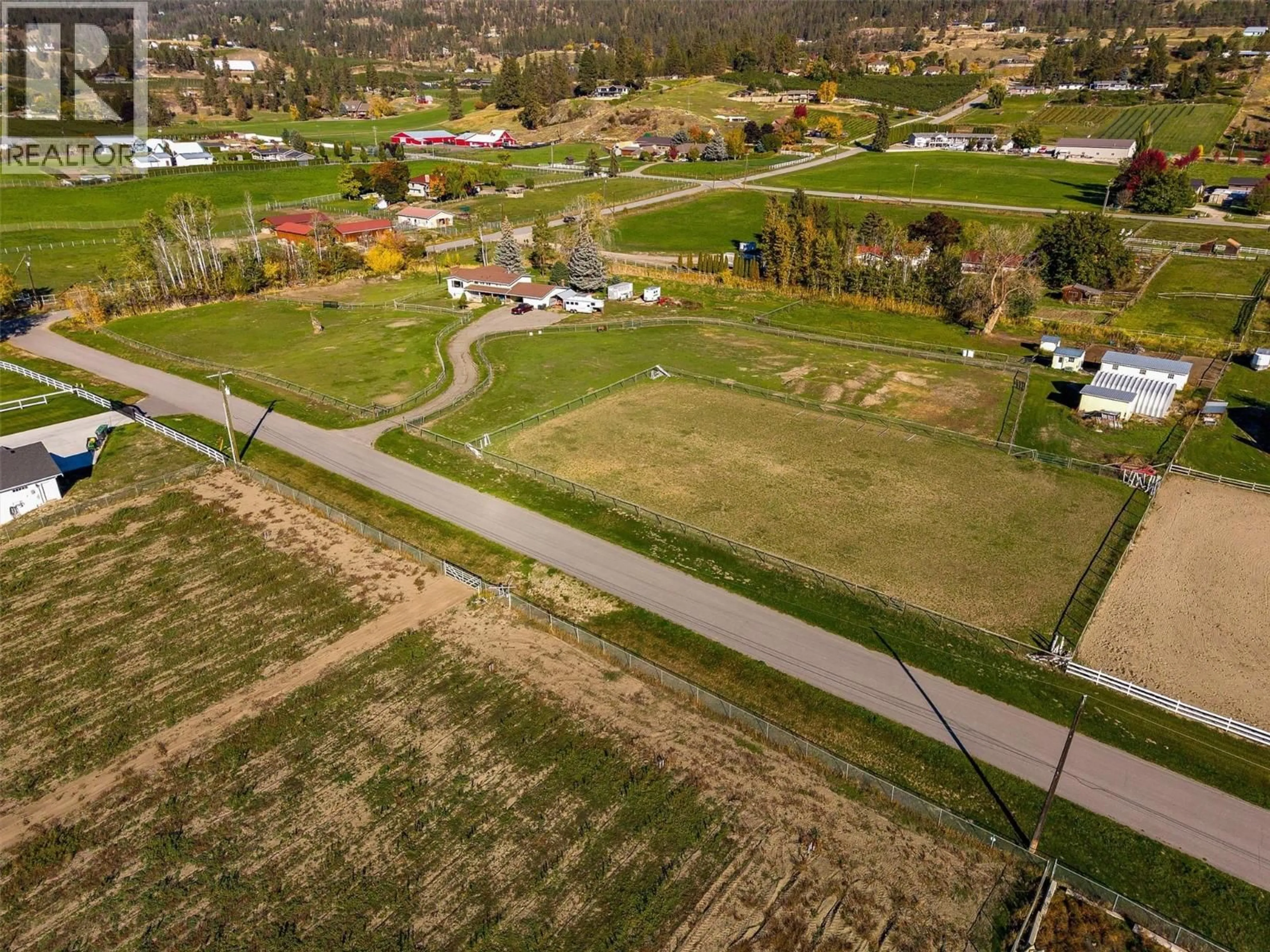 A pic from outside/outdoor area/front of a property/back of a property/a pic from drone, unknown for 5451 WHELAN ROAD, Kelowna British Columbia V1X7V5