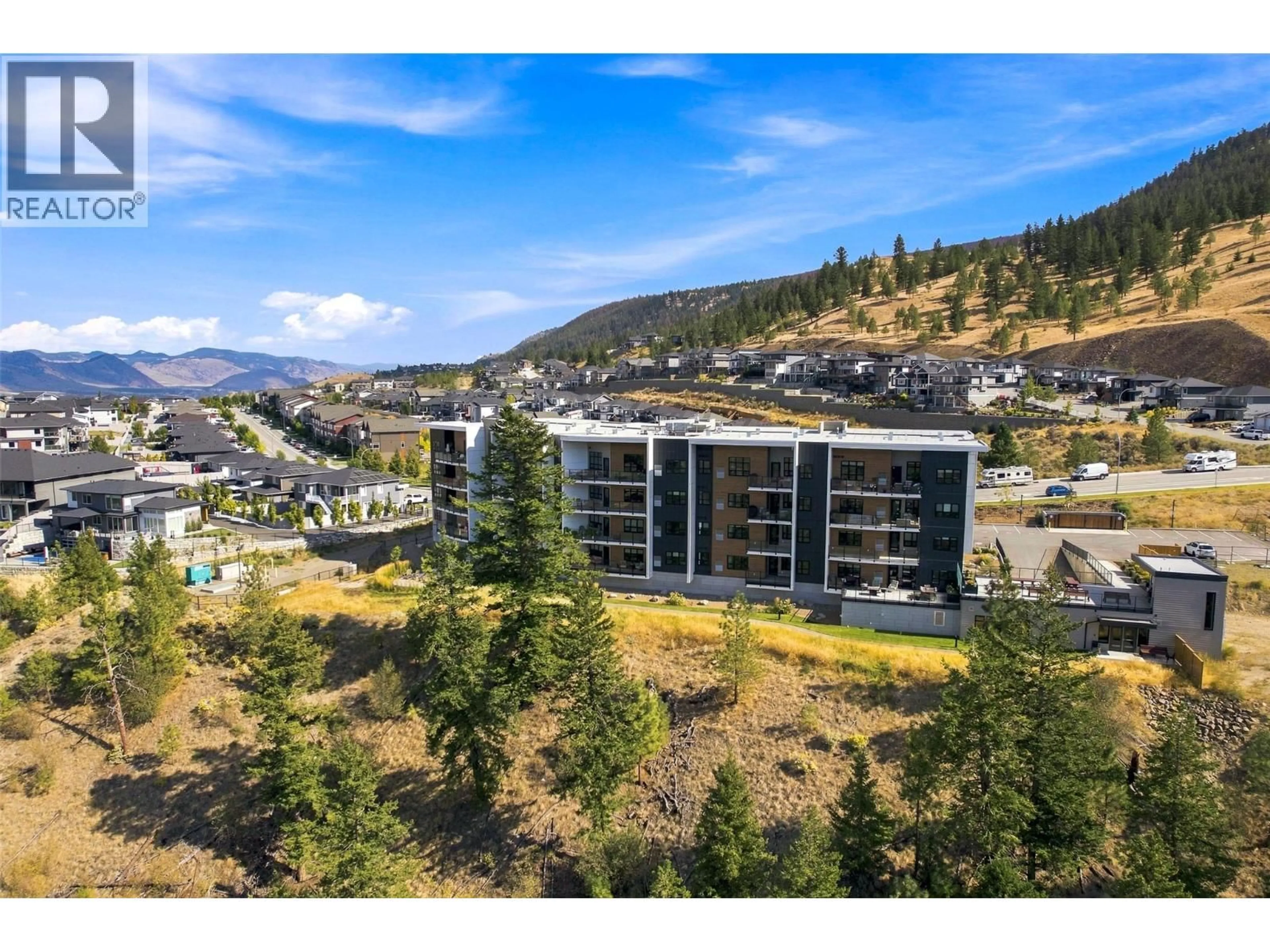 A pic from outside/outdoor area/front of a property/back of a property/a pic from drone, mountain view for 204 - 1844 QU'APPELLE BOULEVARD, Kamloops British Columbia V2E0E8