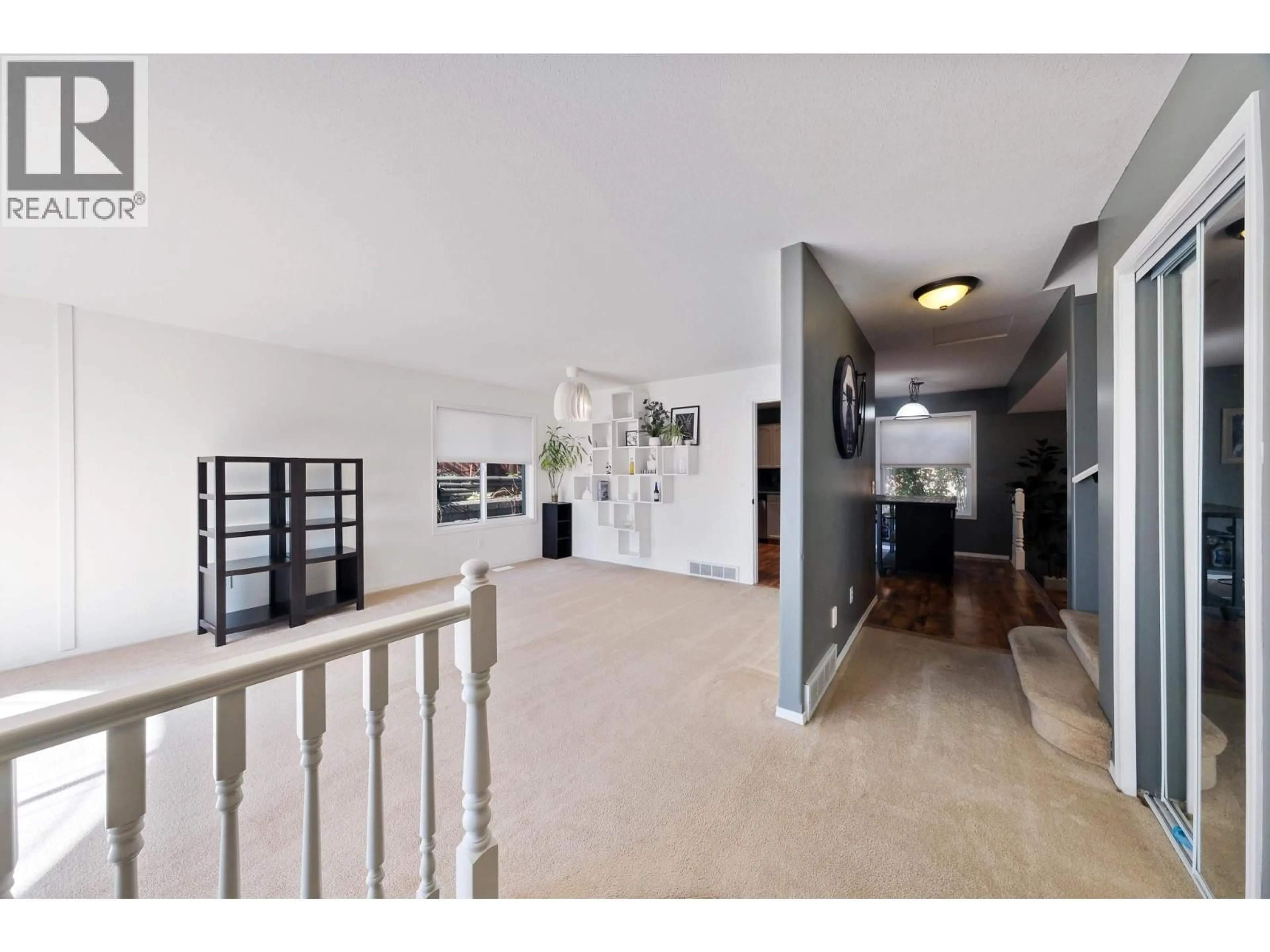 Indoor foyer for 2800 DOUCETTE DRIVE, West Kelowna British Columbia V4T2S6