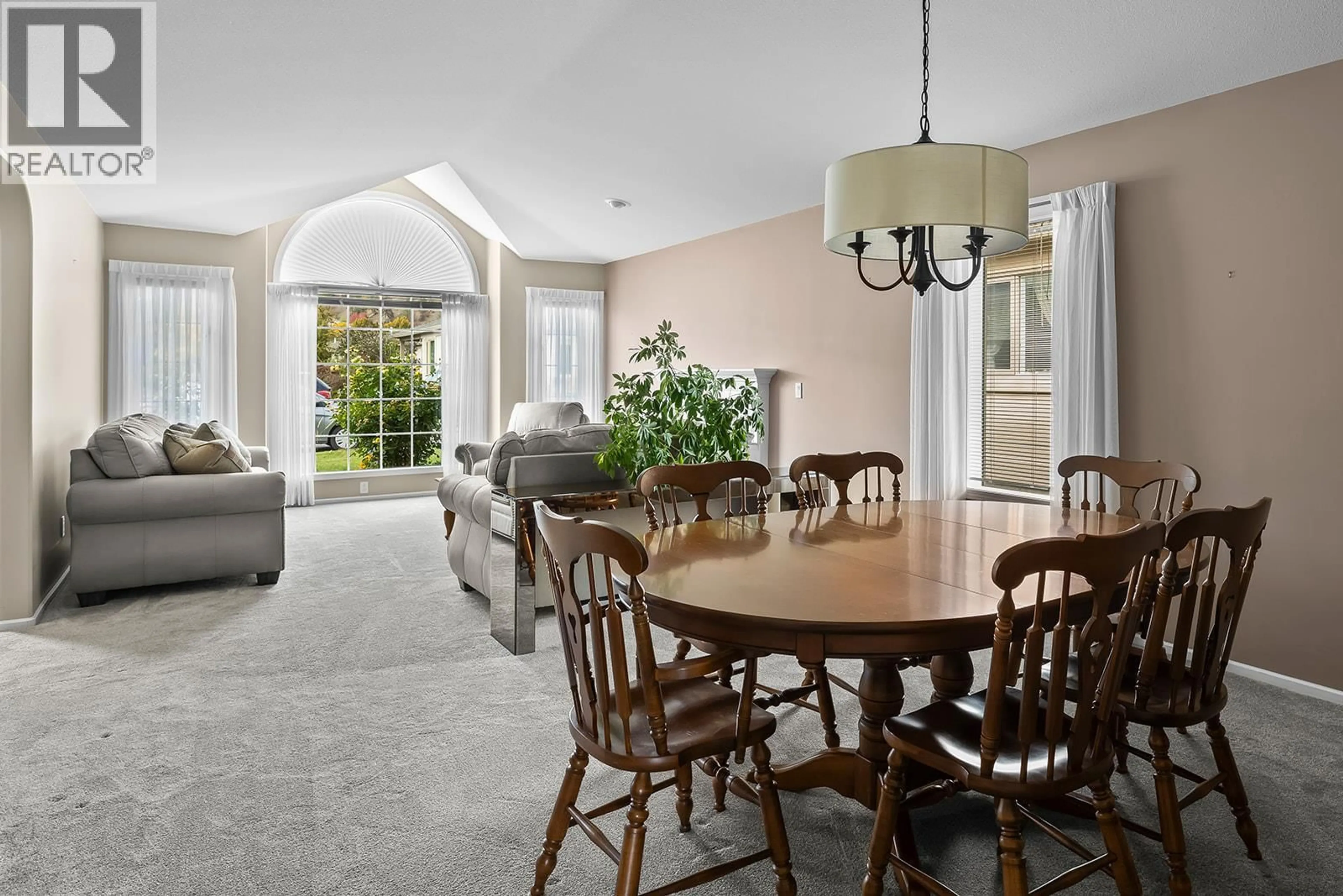 Dining room, unknown for 237 - 595 YATES ROAD, Kelowna British Columbia V1V1P8