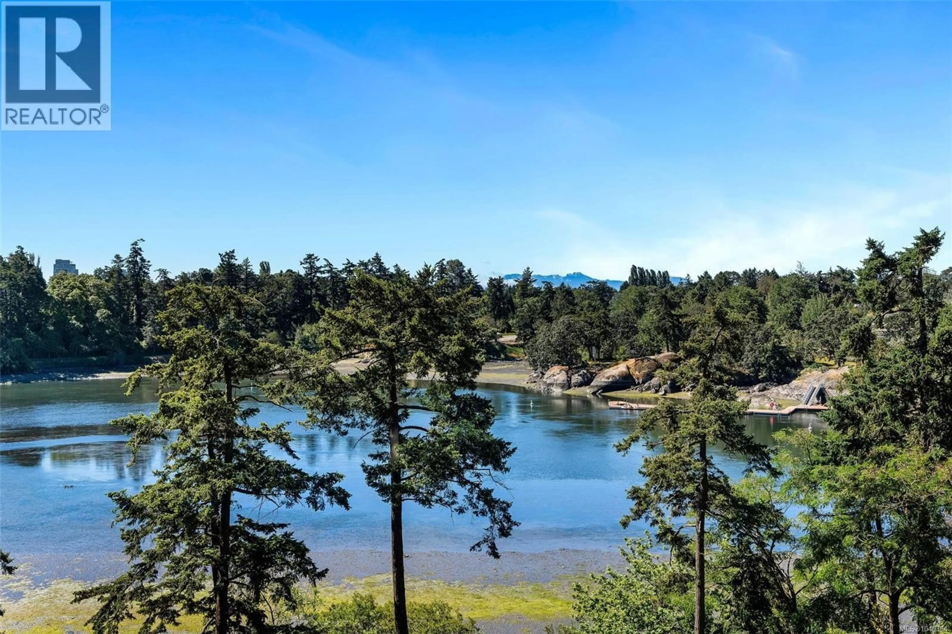 Patio, water/lake/river/ocean view for 304 - 105 GORGE ROAD EAST, Victoria British Columbia V9A6Z3