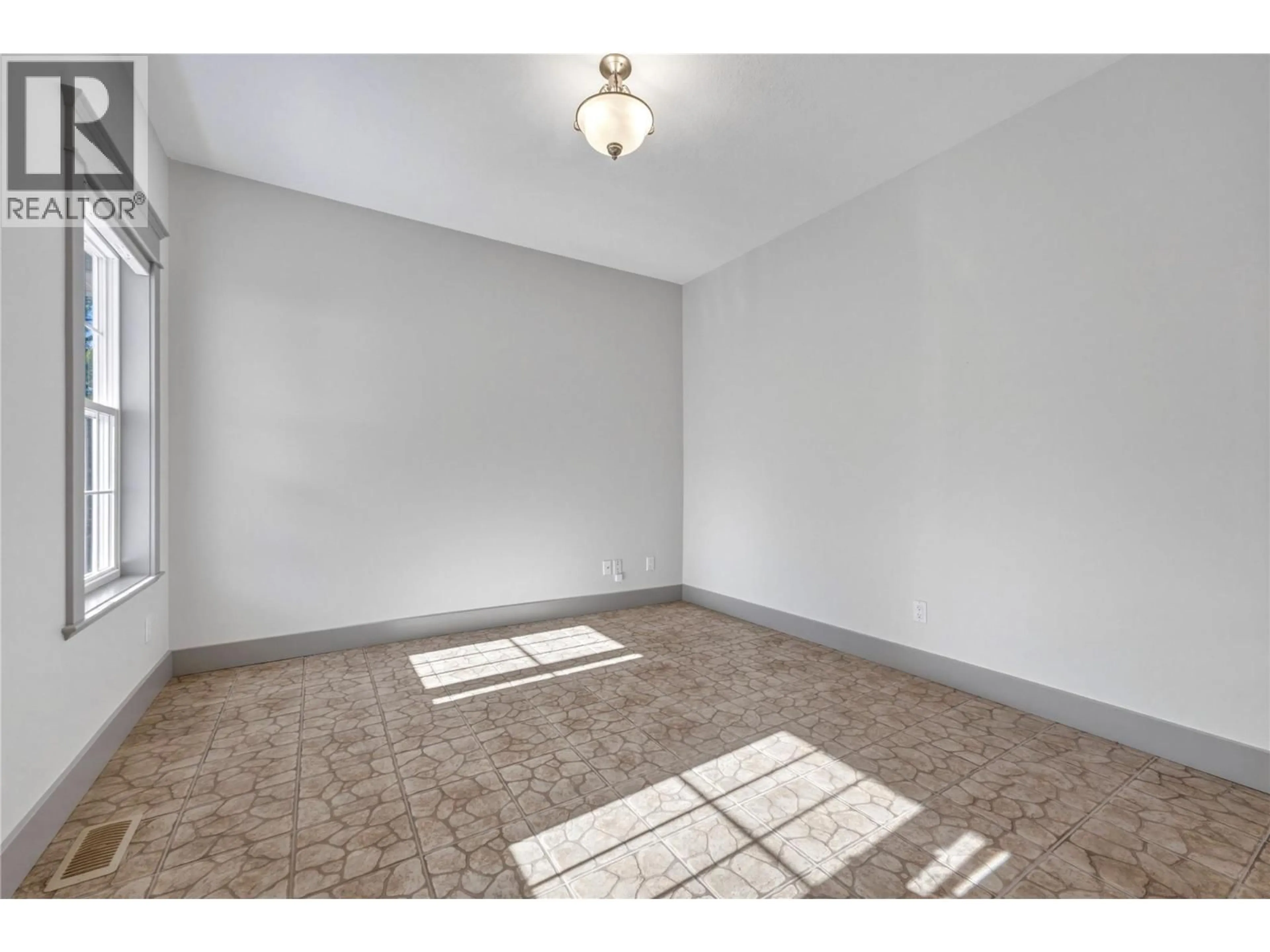 A pic of a room for 55 PEREGRINE WAY, Vernon British Columbia V1H1E4