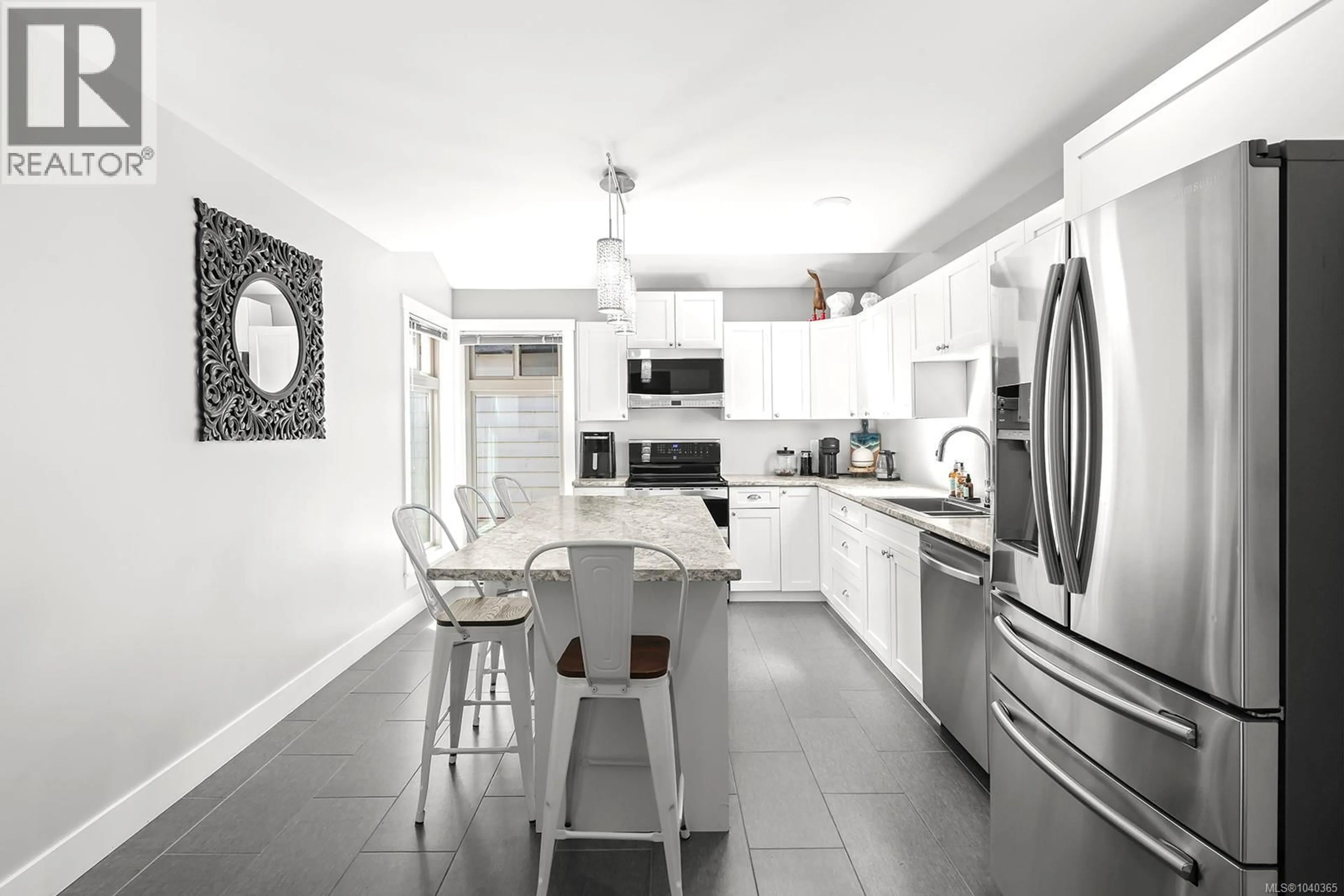 Contemporary kitchen, ceramic/tile floor for 508 BIRCH STREET SOUTH, Campbell River British Columbia V9W6A8