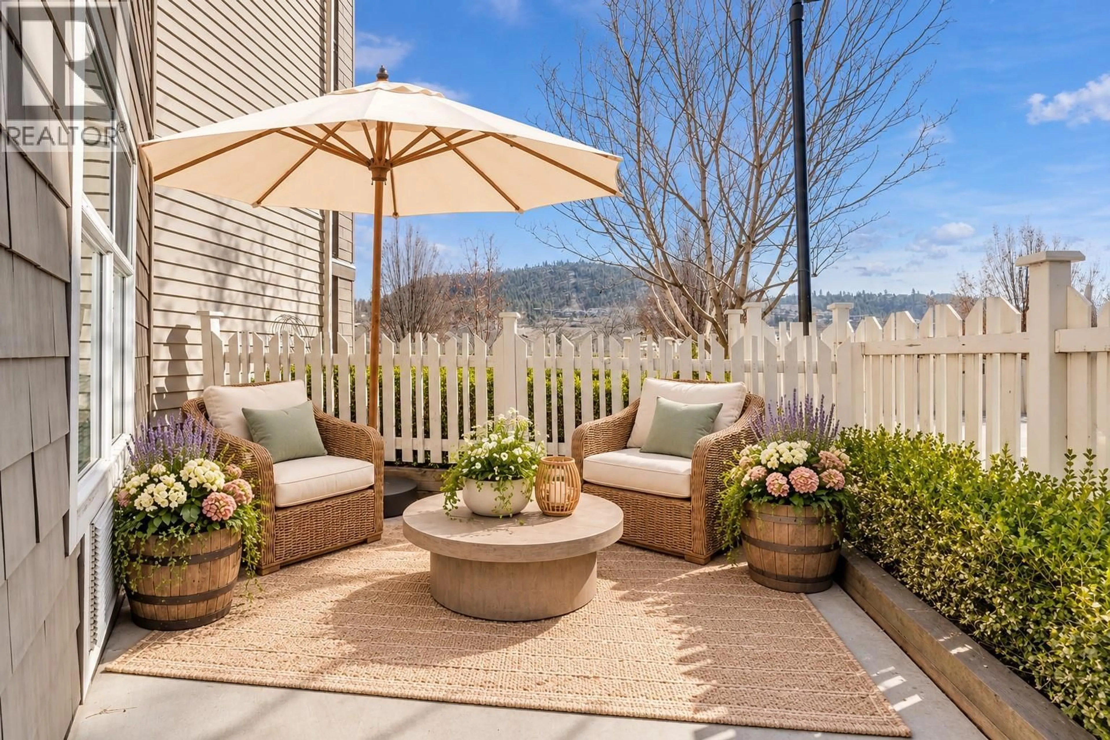 Patio, mountain view for 100 - 533 YATES ROAD, Kelowna British Columbia V1V2T7