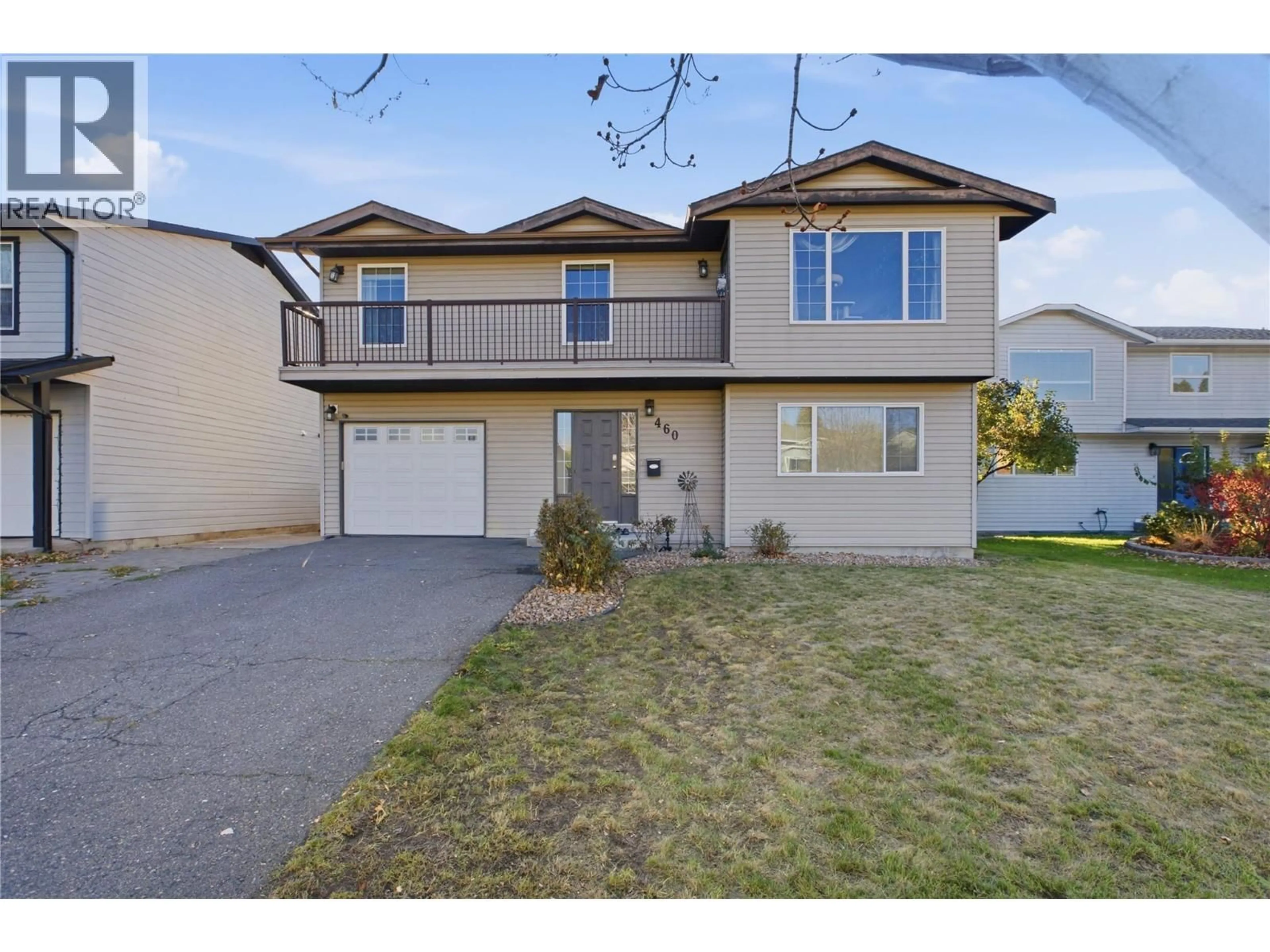 Home with vinyl exterior material, street for 460 SENTINEL COURT, Kamloops British Columbia V2E2G6