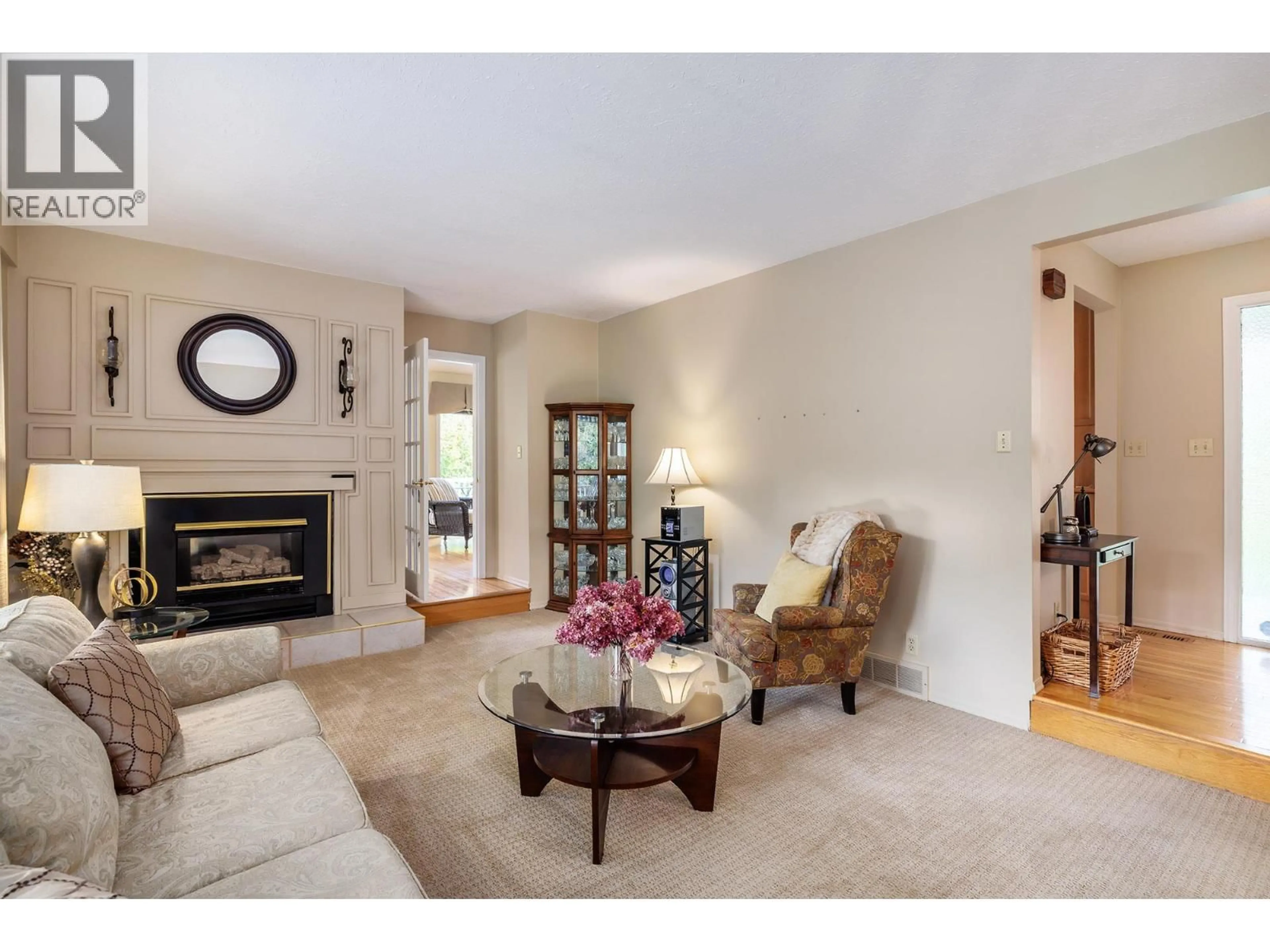 Living room with furniture, unknown for 4614 MISSION RIDGE COURT, Kelowna British Columbia V1Y8R3