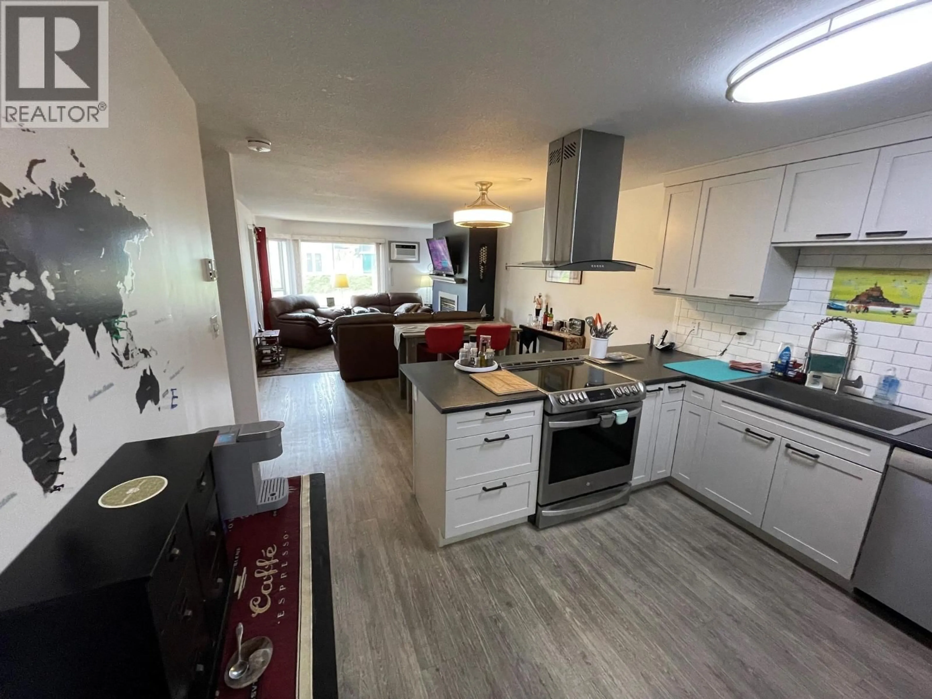 Open concept kitchen, unknown for 105 - 7140 4TH STREET, Grand Forks British Columbia V0H1H0