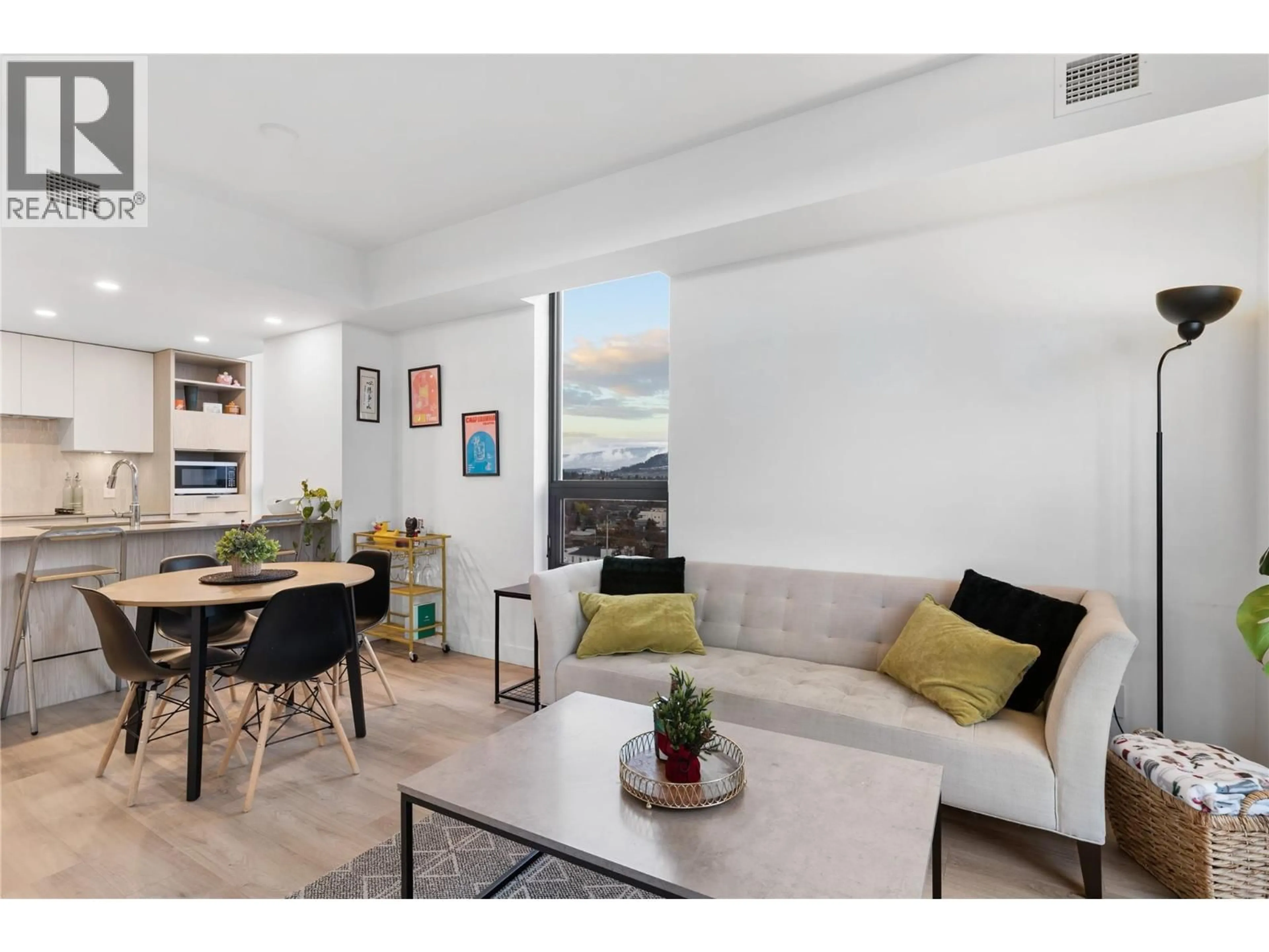 Living room with furniture, unknown for 1005 - 1488 BERTRAM STREET, Kelowna British Columbia V1Y0M6