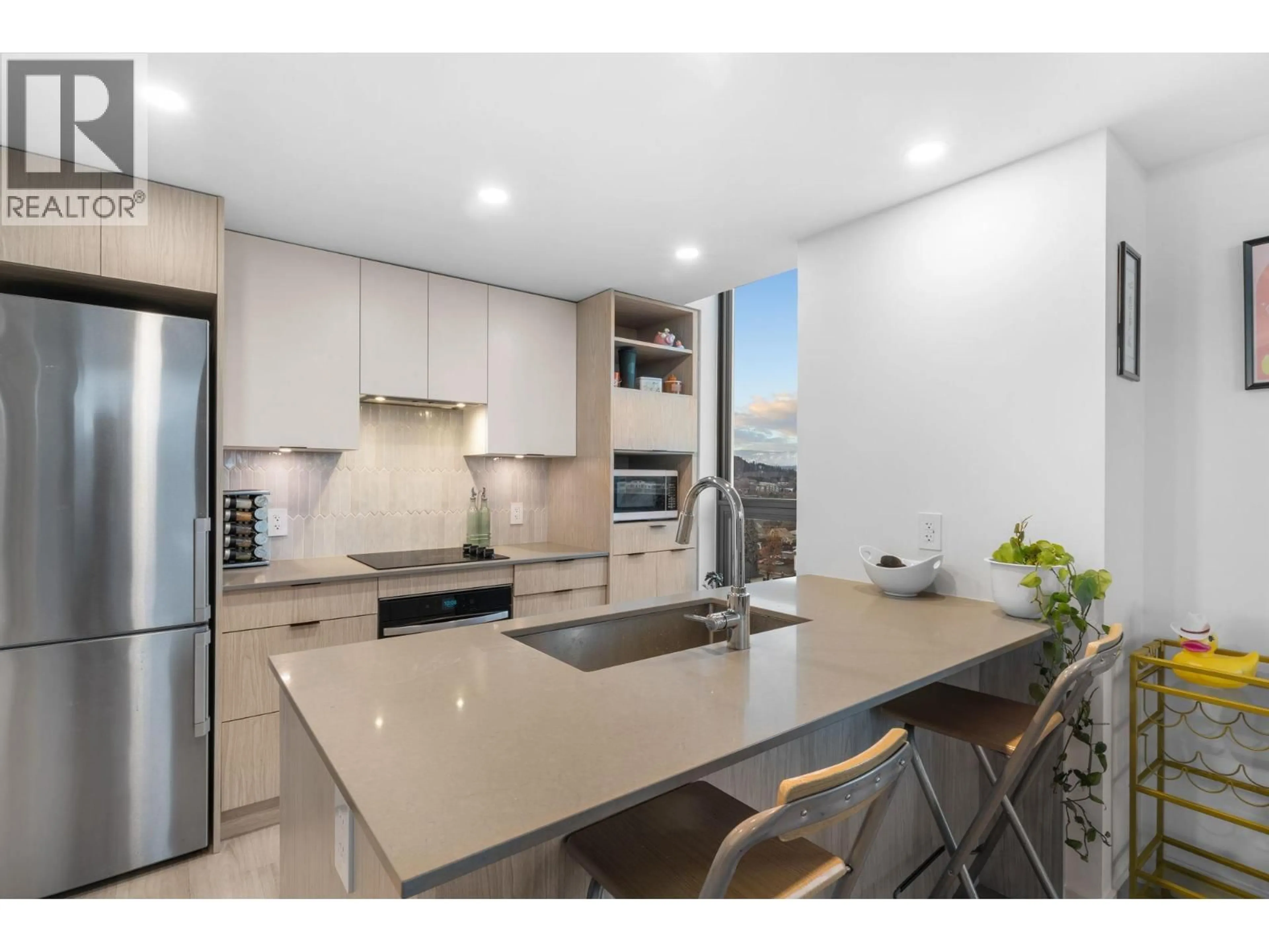Unknown for 1005 - 1488 BERTRAM STREET, Kelowna British Columbia V1Y0M6