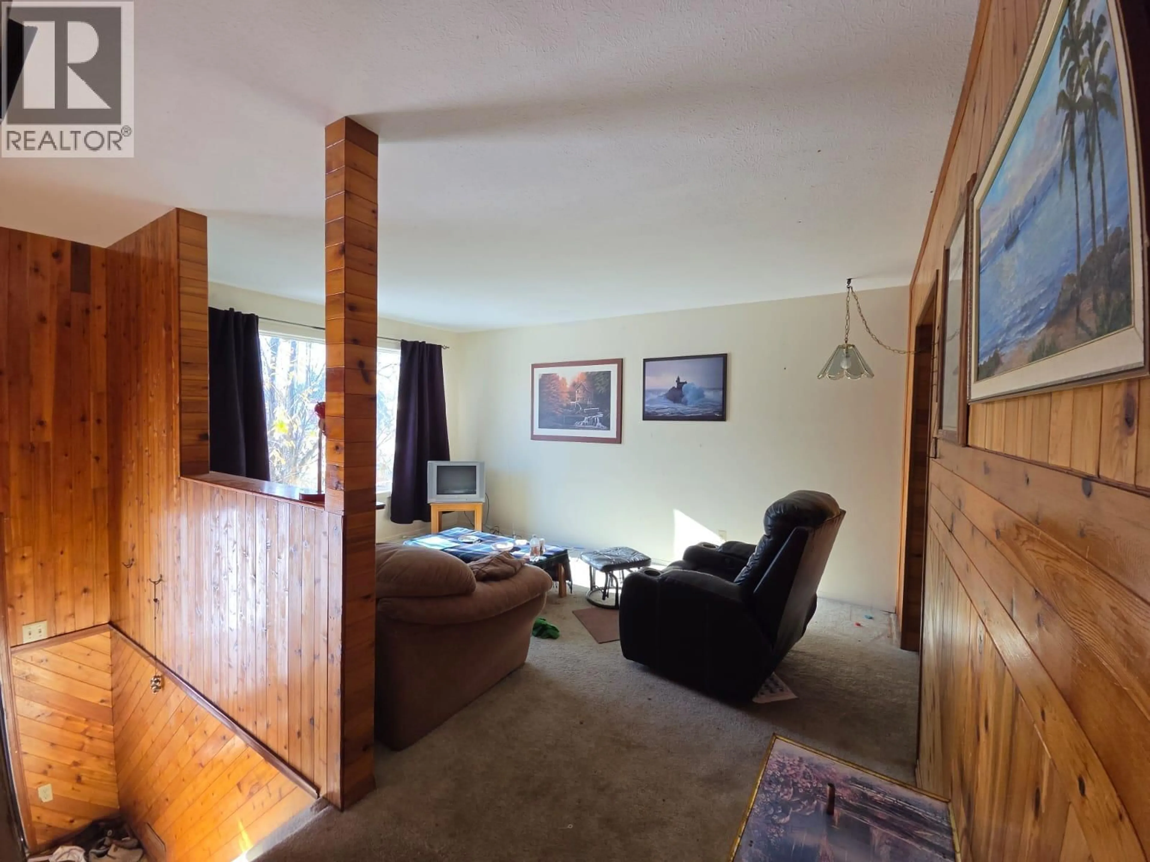 A pic of a room for 36 SUKUNKA PLACE, Tumbler Ridge British Columbia V0C2W0