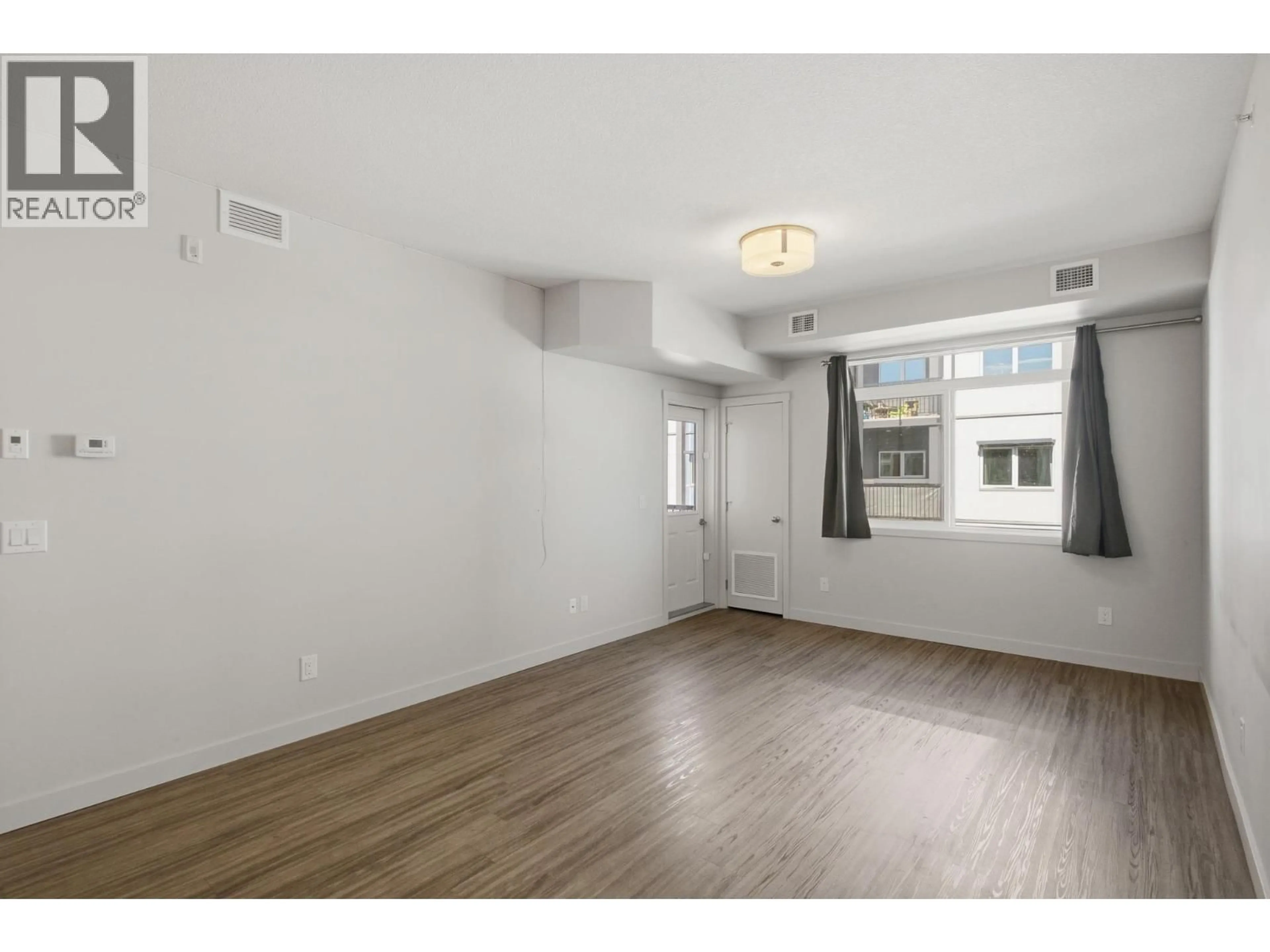 A pic of a room for 412 - 2250 MAJOROS ROAD, West Kelowna British Columbia V4T2C2