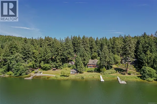 1164 NORTH END ROAD, Salt Spring 3