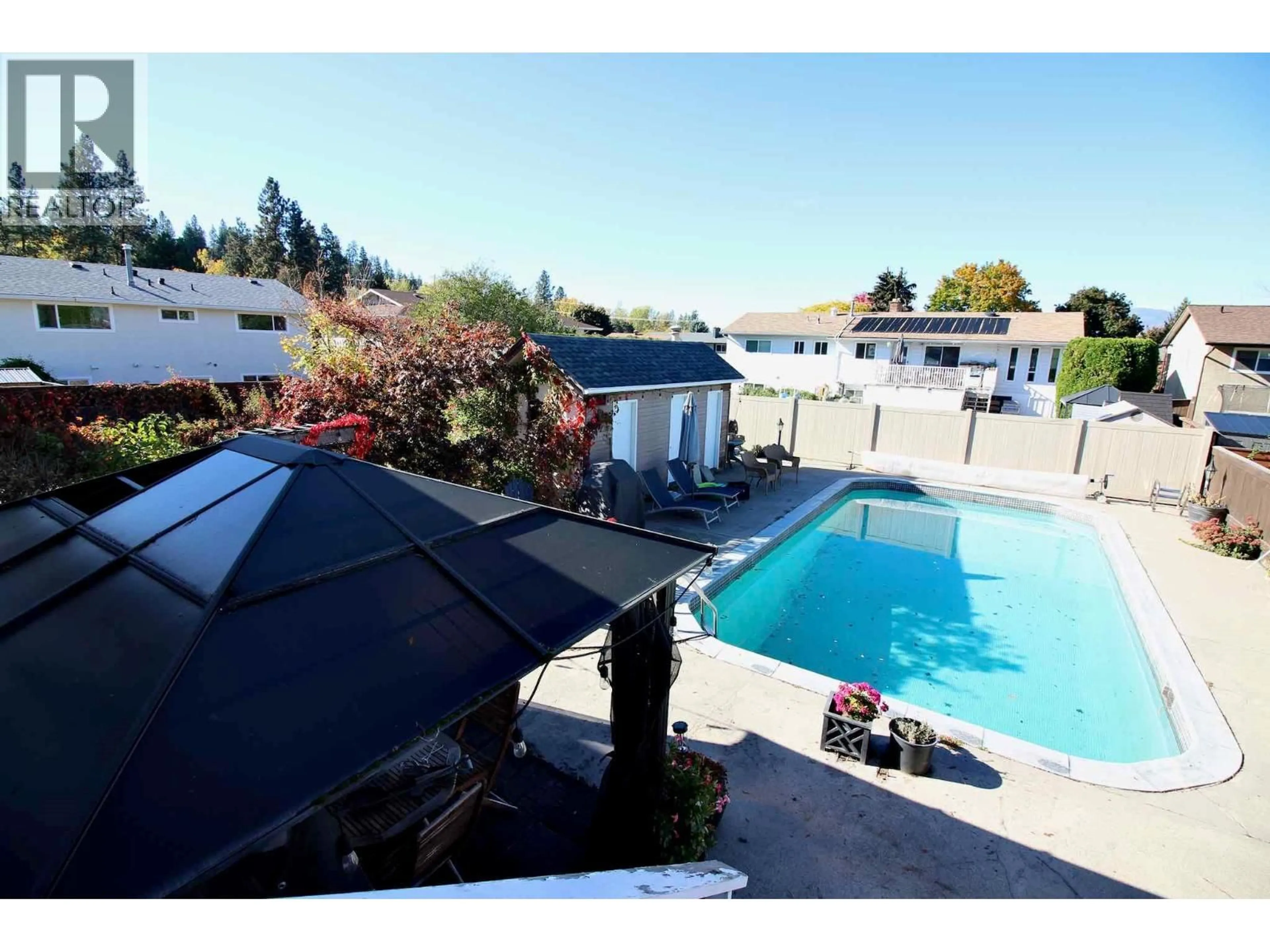Pool for 620 WENRIC CRESCENT, Kelowna British Columbia V1X5R7