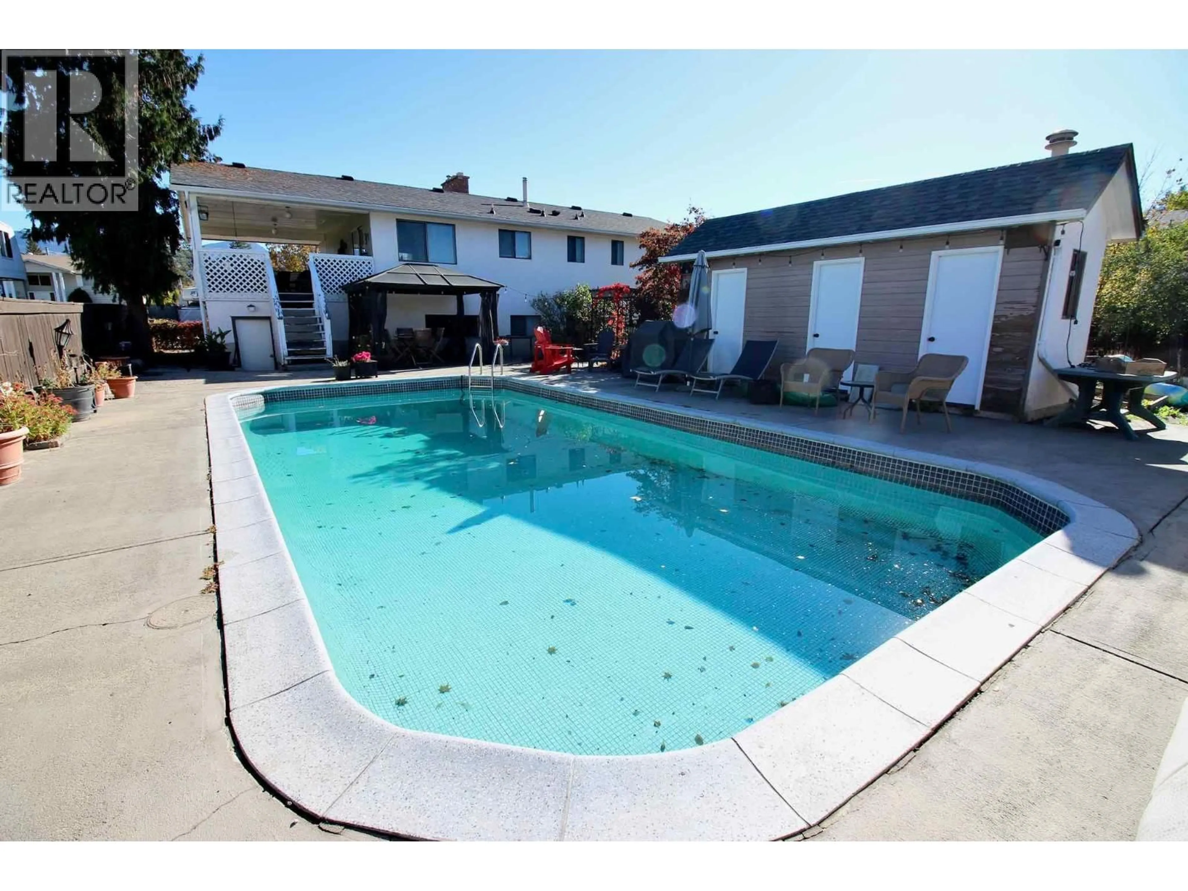 Pool for 620 WENRIC CRESCENT, Kelowna British Columbia V1X5R7