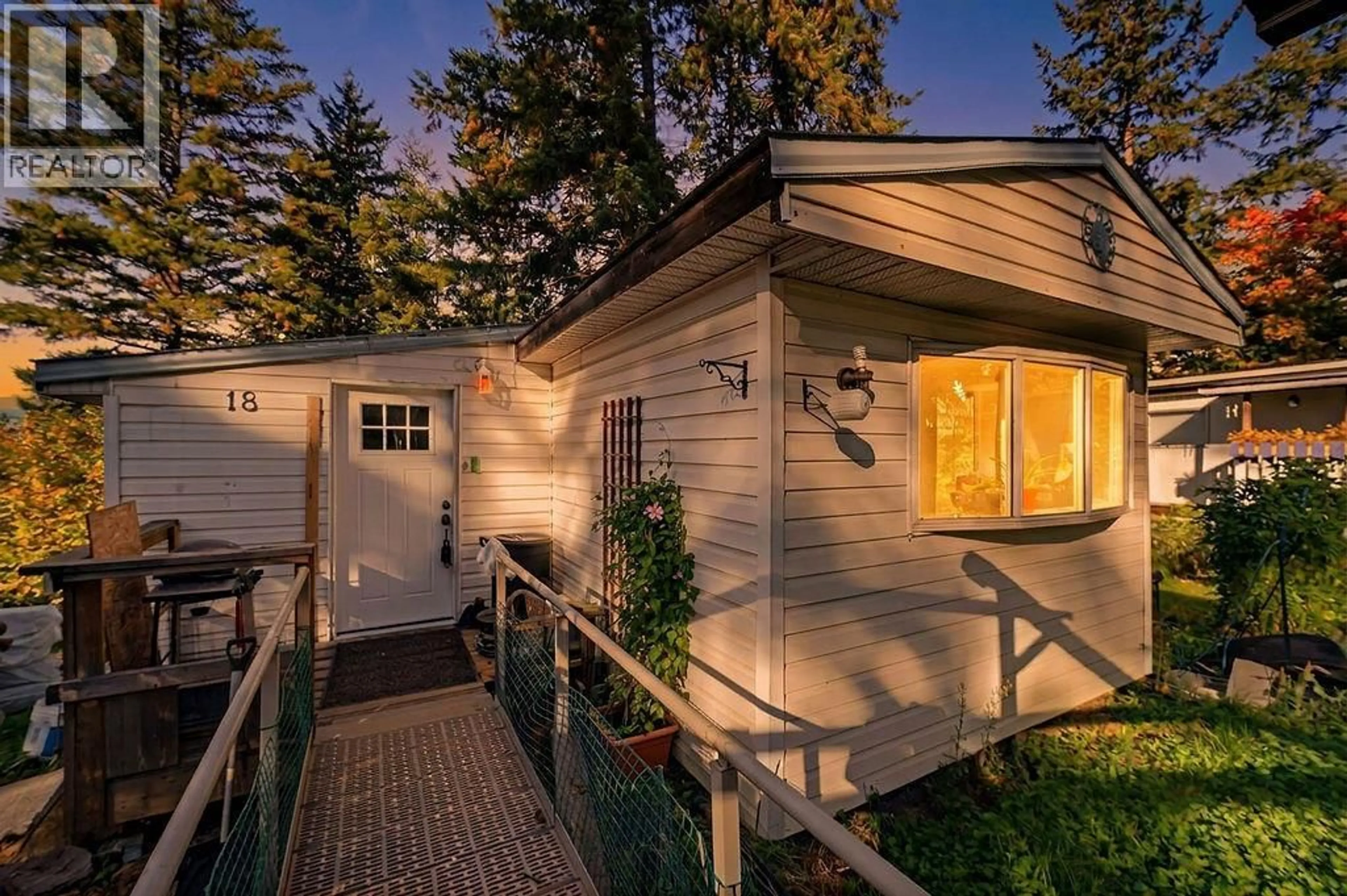 Unknown for 18 - 4137 SPALLUMCHEEN DRIVE, Armstrong British Columbia V0E1B6