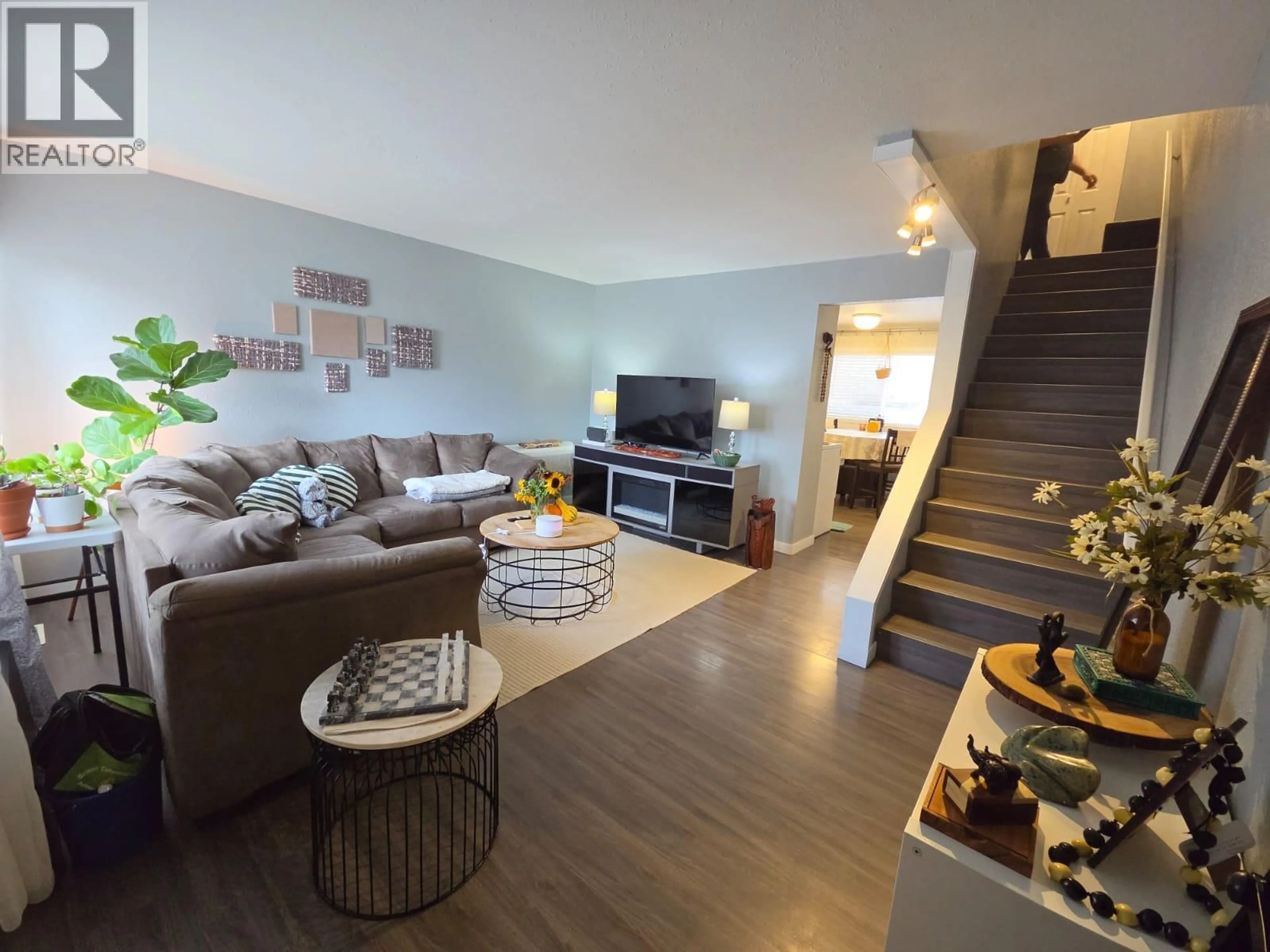 Living room with furniture, unknown for 126 - 5100 53 STREET SOUTHWEST, Chetwynd British Columbia V0C1J0