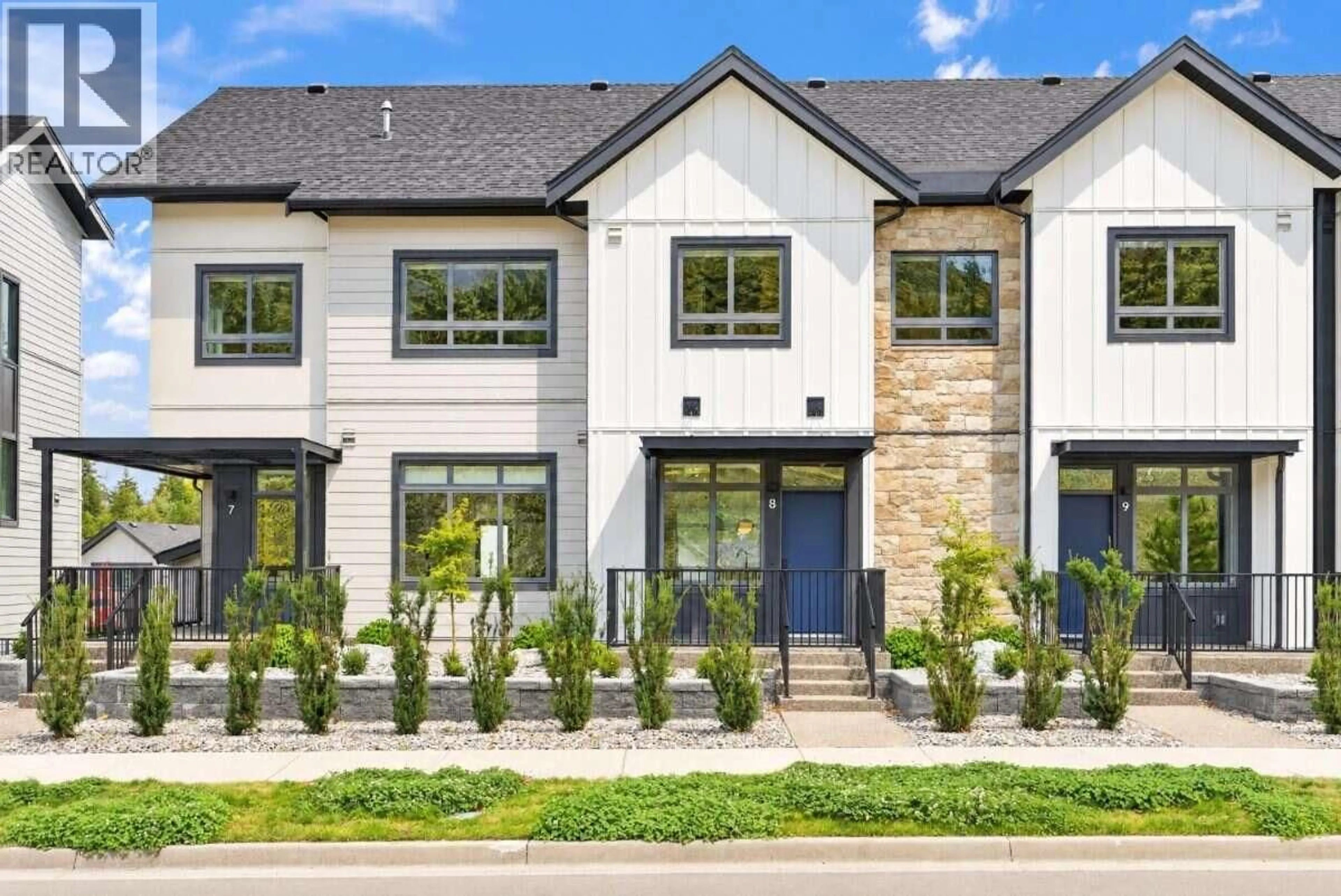 Home with brick exterior material, street for 8 - 1550 UNION ROAD, Kelowna British Columbia V1V0G9