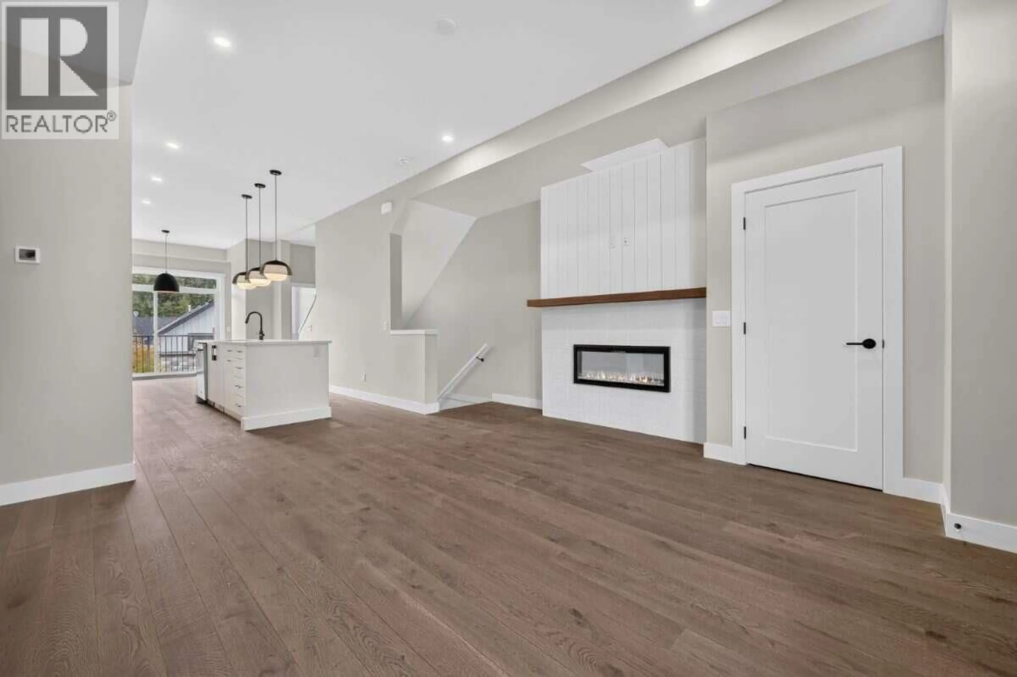 Open concept kitchen, unknown for 8 - 1550 UNION ROAD, Kelowna British Columbia V1V0G9