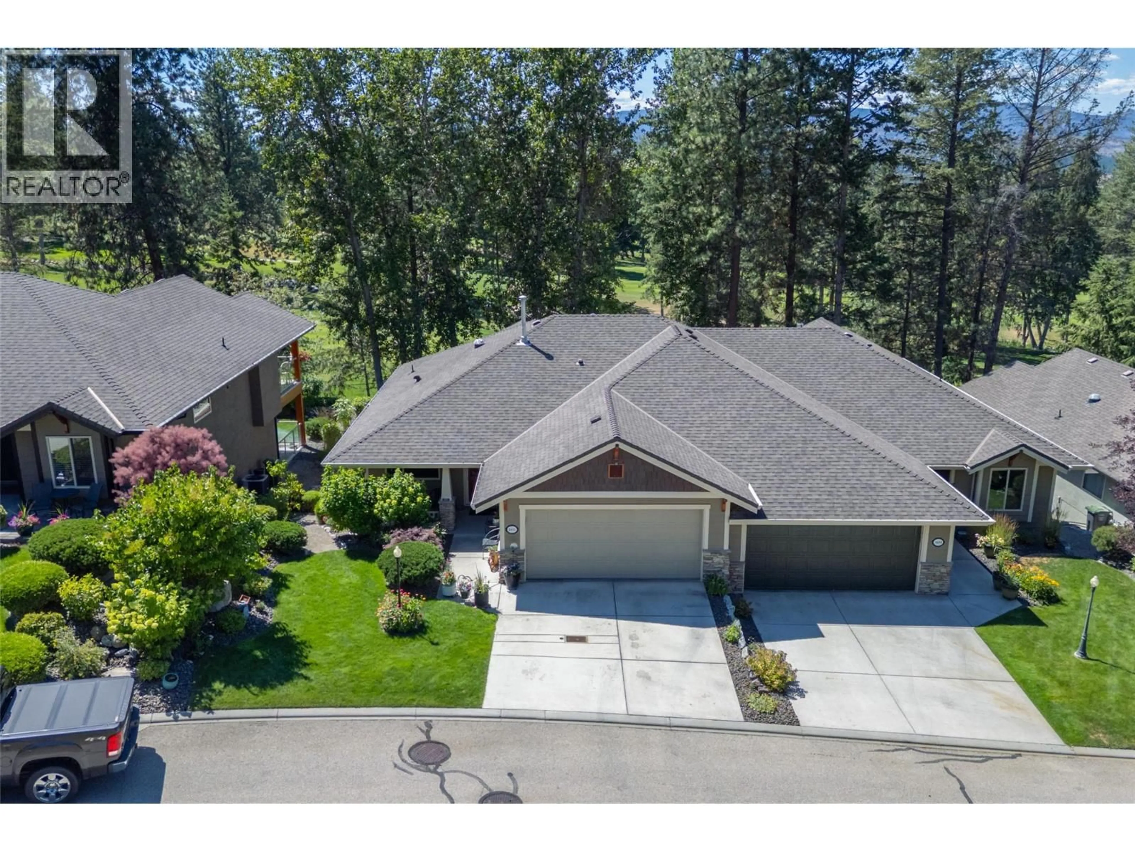 A pic from outside/outdoor area/front of a property/back of a property/a pic from drone, unknown for 3452 CAMELBACK DRIVE, Kelowna British Columbia V1X8A8