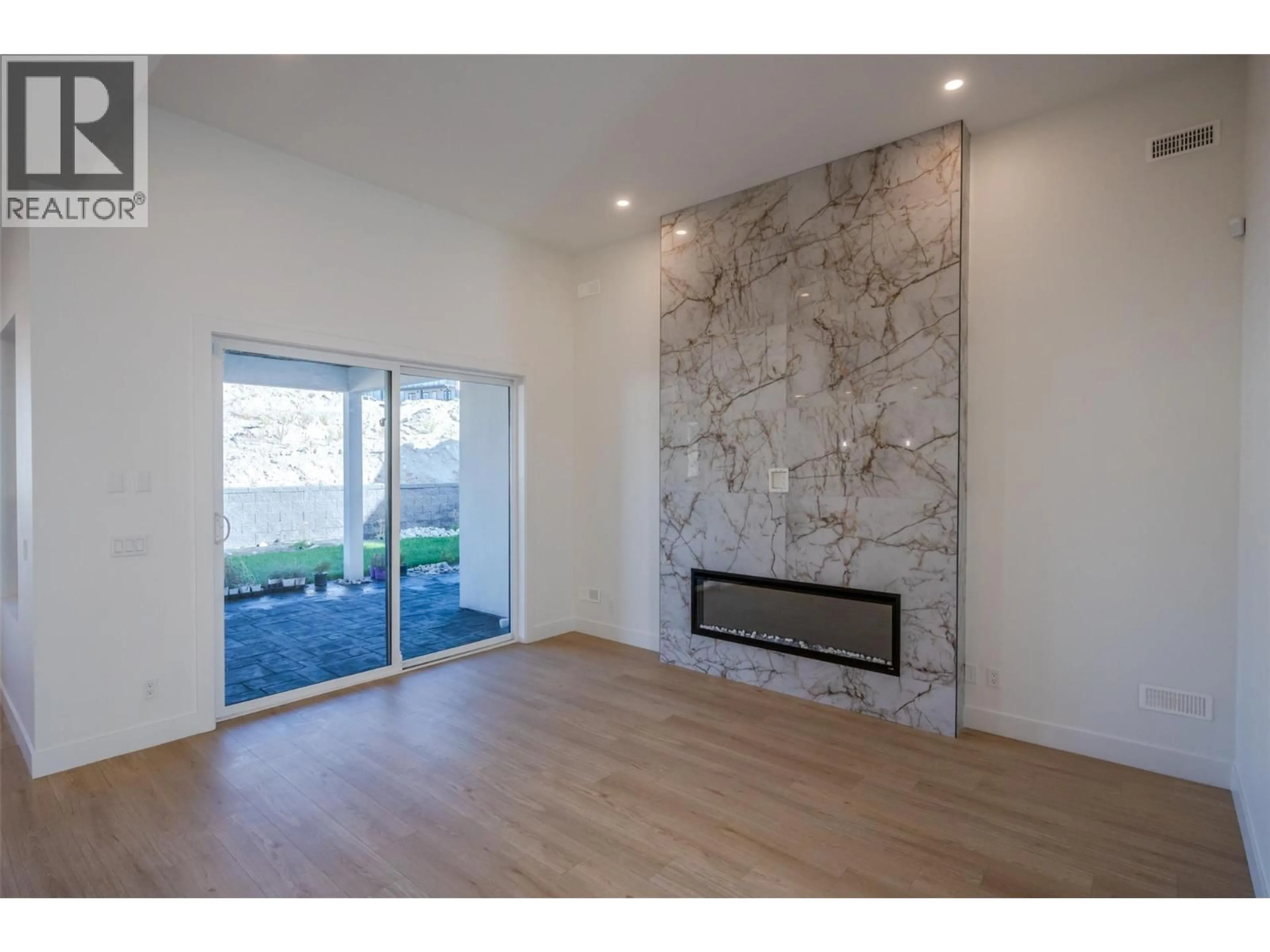 Unknown for 1125 ANTLER DRIVE, Penticton British Columbia V2A9G6