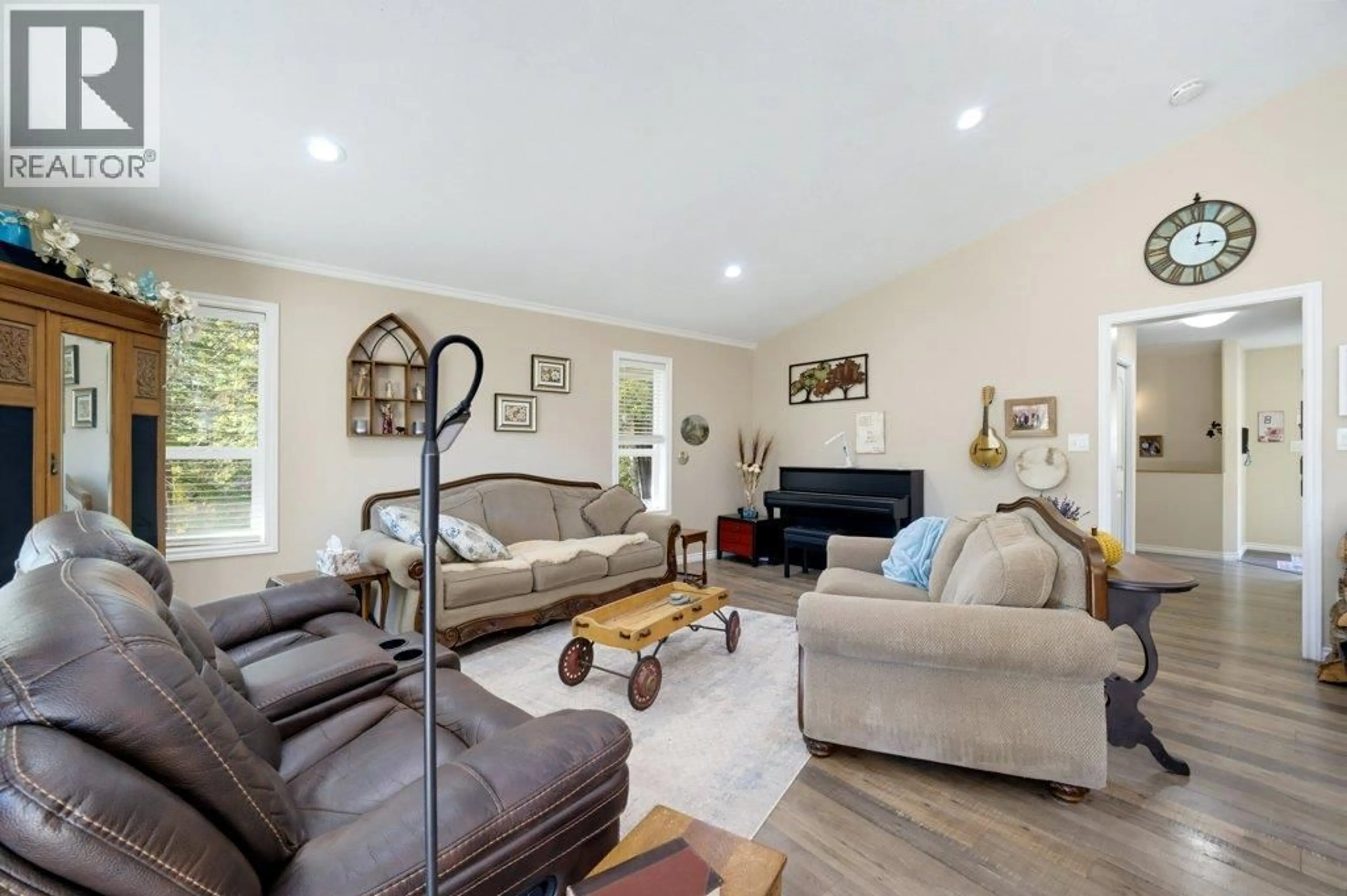 Living room with furniture, unknown for 741 GARDOM LAKE ROAD, Enderby British Columbia V0E1V3