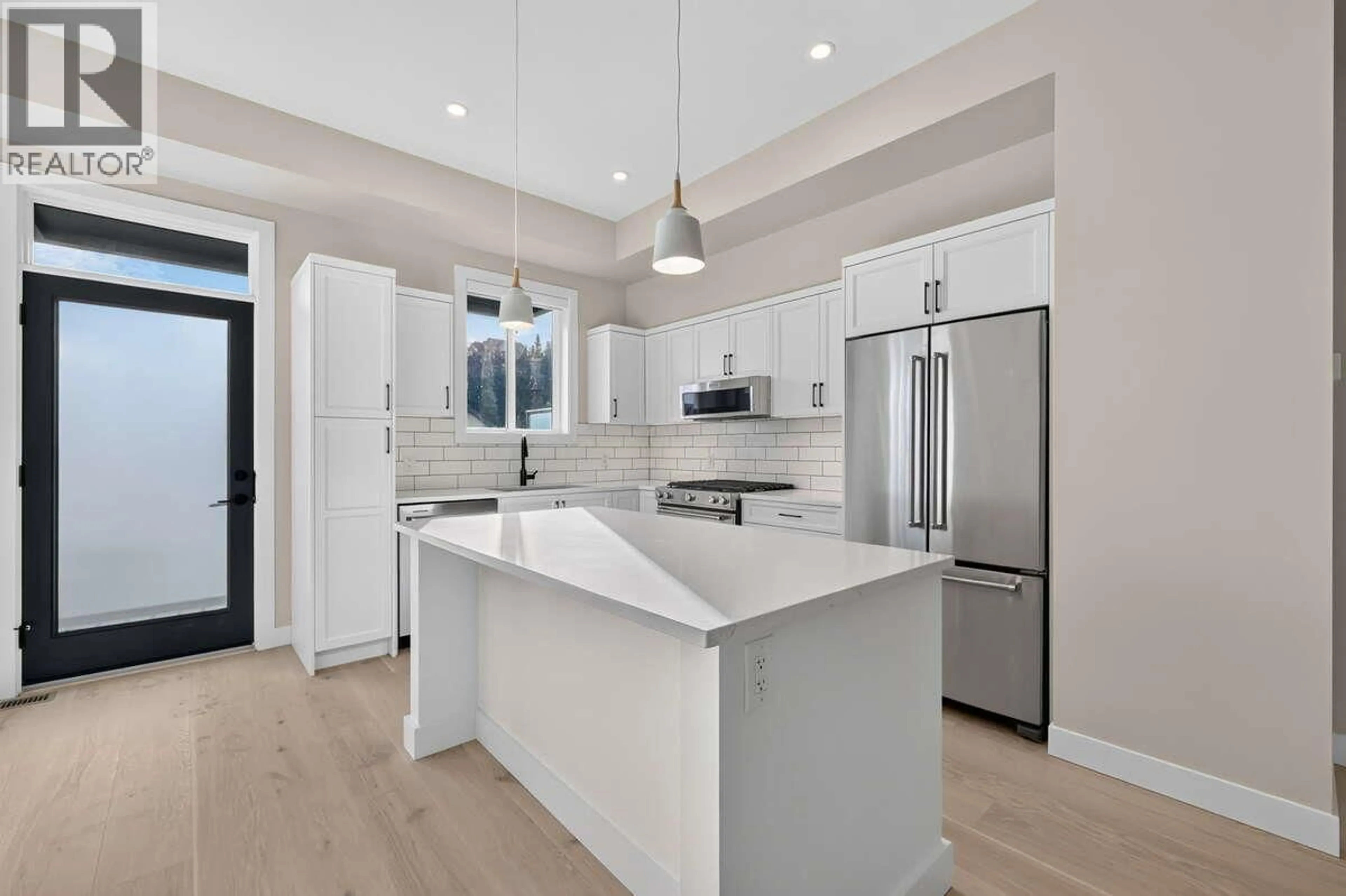 Open concept kitchen, unknown for 7 - 1550 UNION ROAD, Kelowna British Columbia V1V0G9