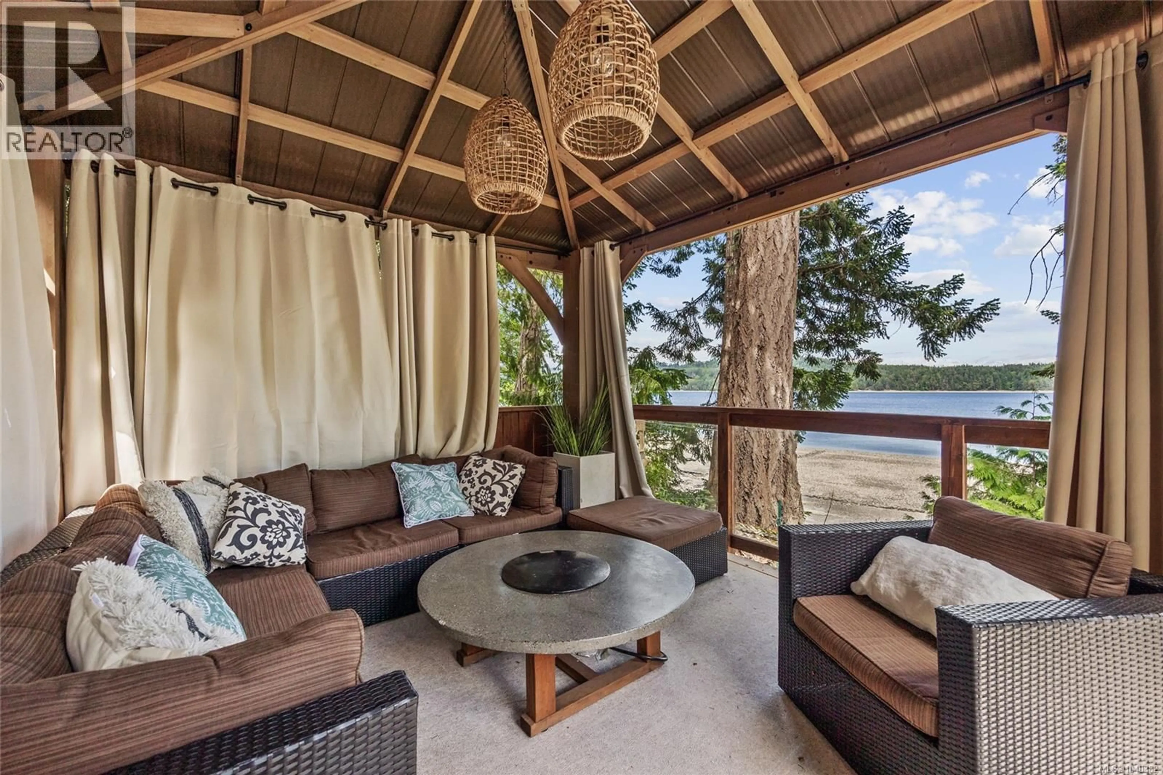 Patio, water/lake/river/ocean view for 7764 SHIPS POINT ROAD, Fanny Bay British Columbia V0R1W0