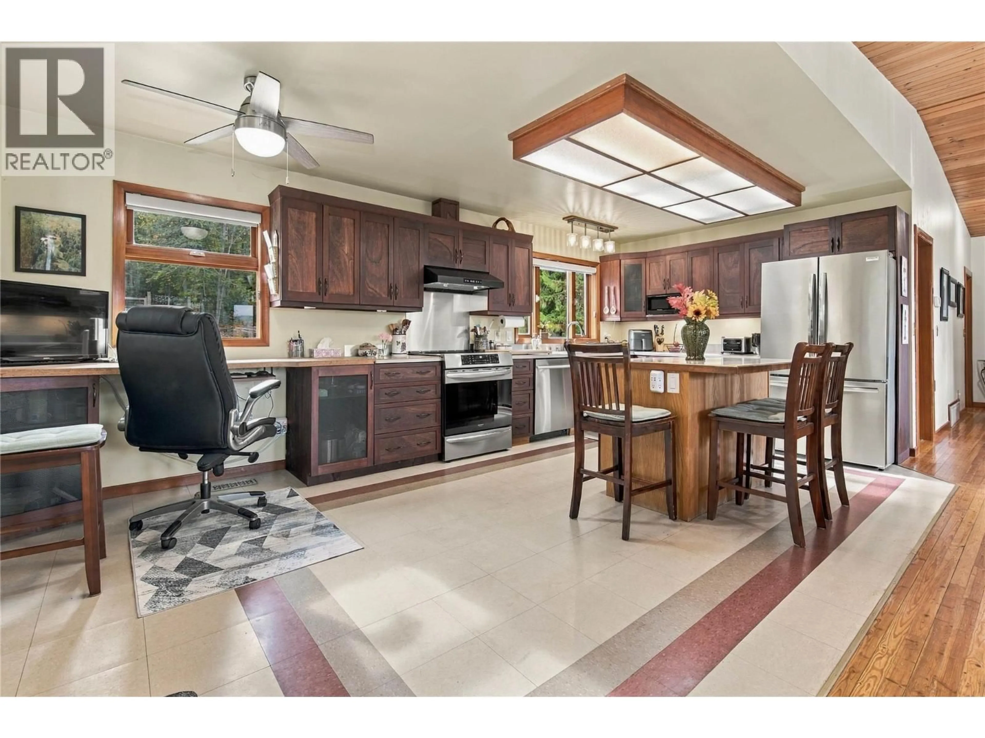Open concept kitchen, ceramic/tile floor for 22 CROSSMAN ROAD, Enderby British Columbia V0E1V3